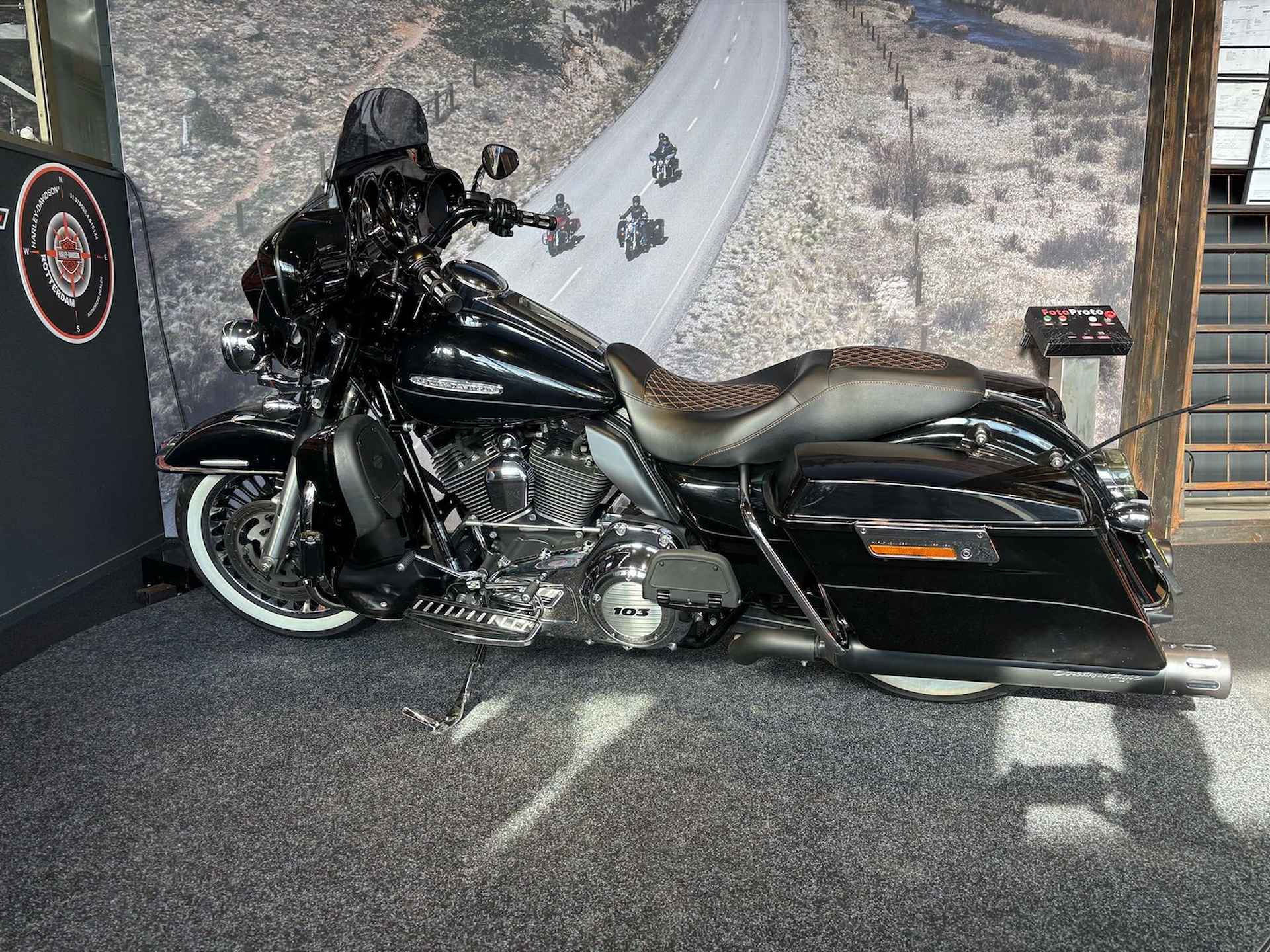 Harley-Davidson FLHTK ELECTRA GLIDE ULTRA LIMI - 7/11