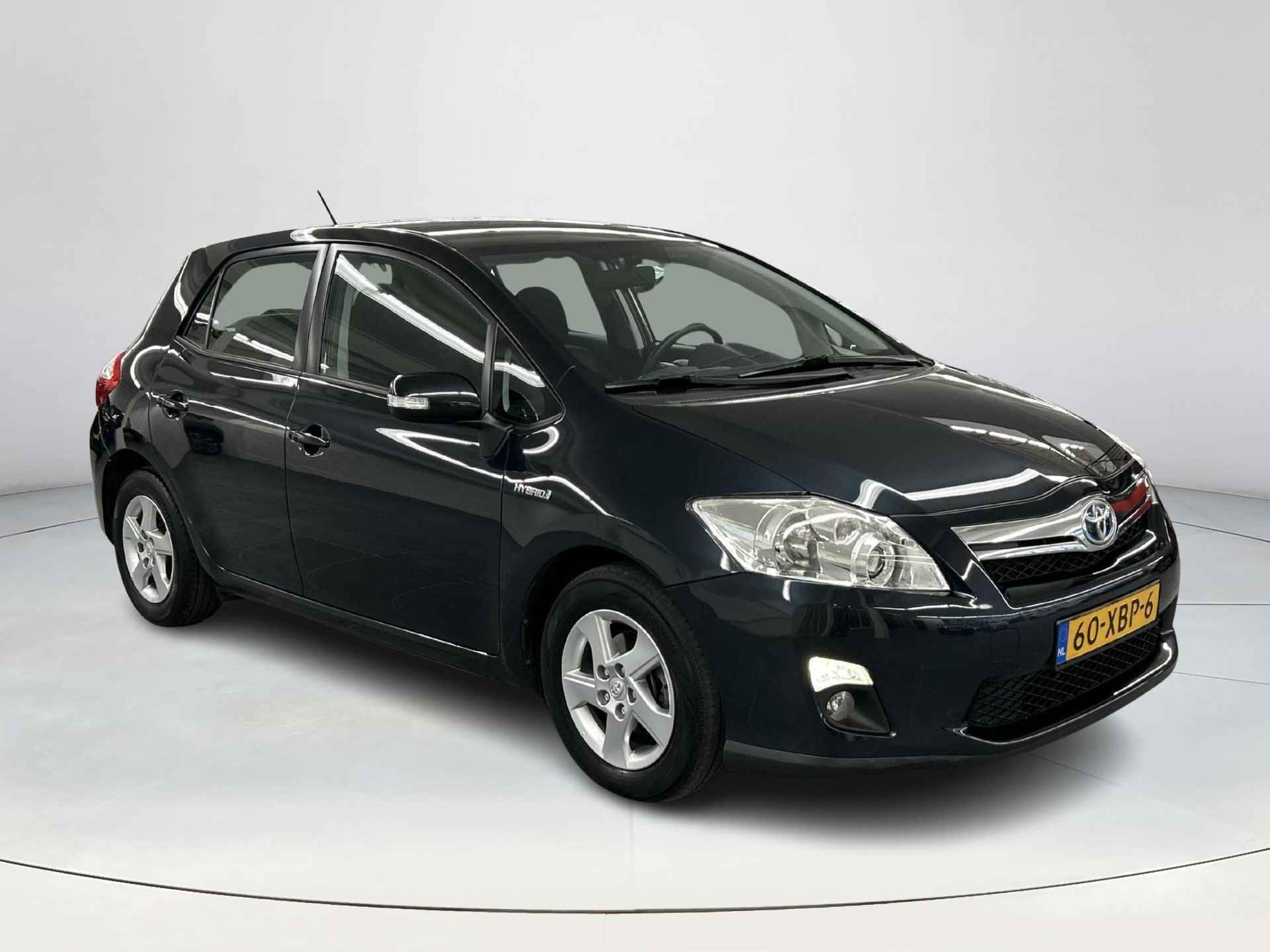 Toyota Auris 1.8 Full Hybrid Limited - 21/24