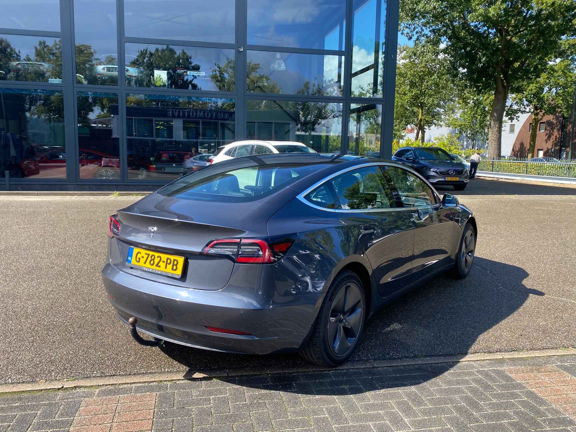 Tesla Model 3 Standard RWD Plus 60 kWh ORG. NL. NAP KM. | TREKHAAK MET 1000KG TREKGEWICHT | RIJKLAAR INCL. 12 MND. BOVAGGARANTIE - 5/24