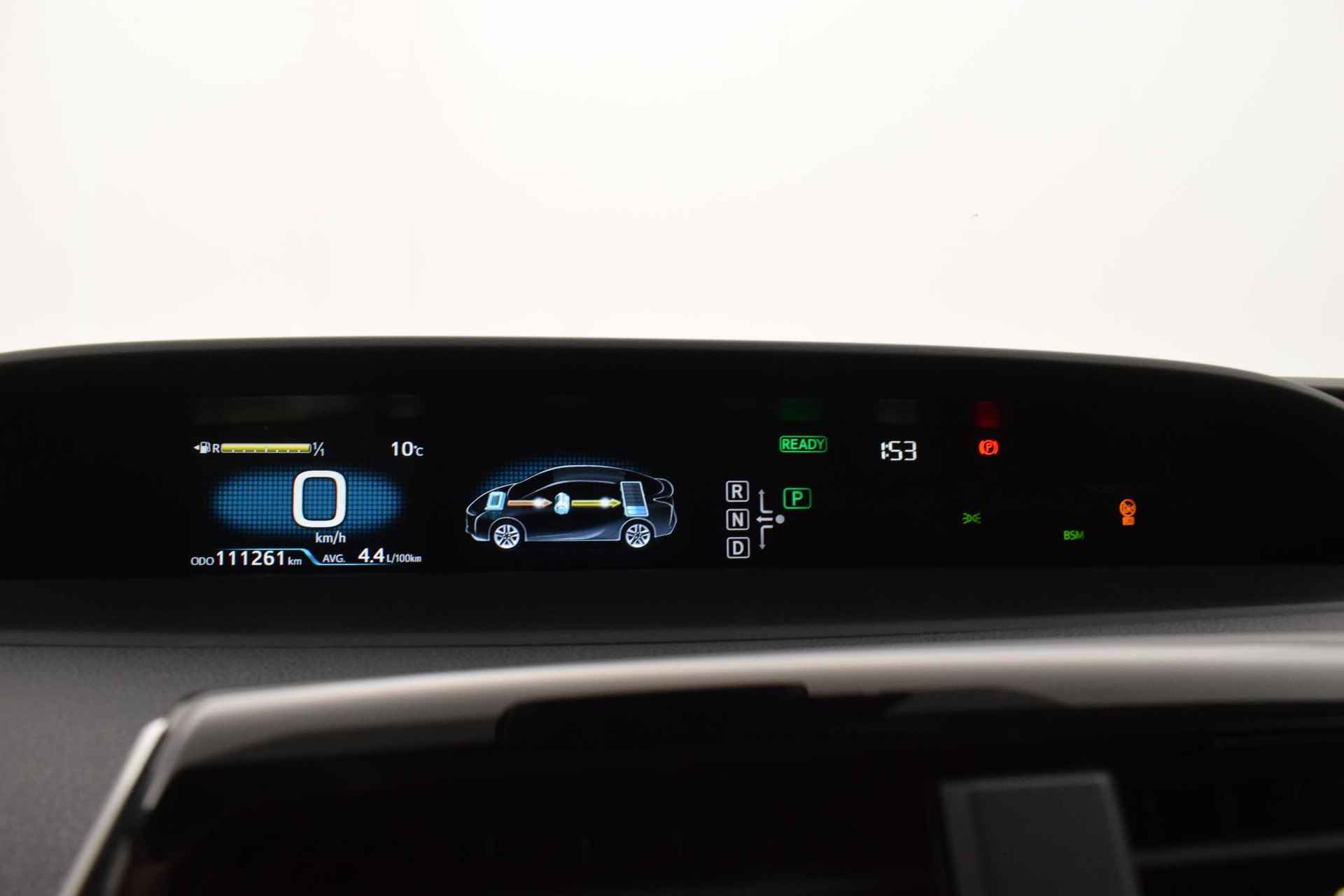 Toyota Prius 1.8 Hybrid Dynamic Trekhaak Navigatie Automaat - 2/39