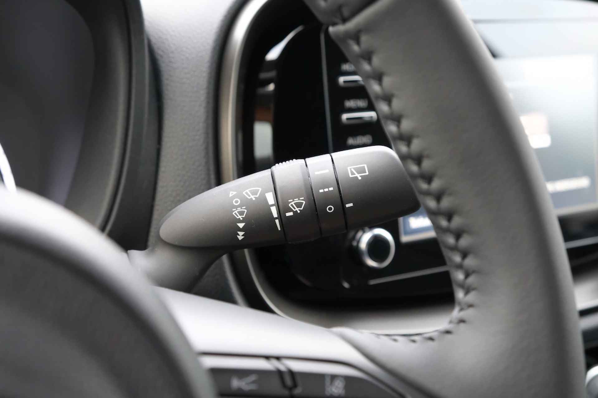 Toyota Aygo X 1.0 VVT-i MT Play | Apple CarPlay / Android Auto | Airco | Safet - 20/40
