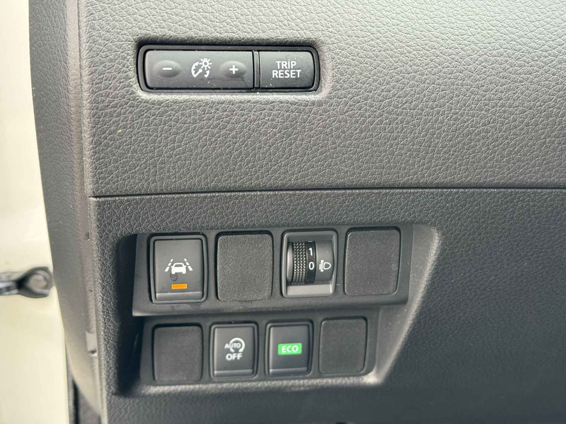 Nissan QASHQAI 1.2 Acenta Connect Automaat - 16/27