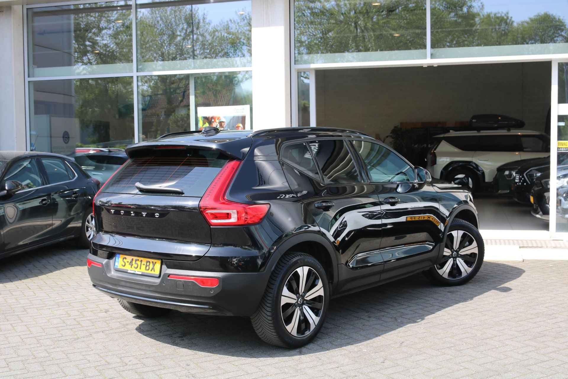 Volvo XC40 Recharge Twin Plus 78 kWh | Airco | navi | Camera | Privacy Glass | €500,- LAAD TEGOED | LM VELGEN | - 11/28