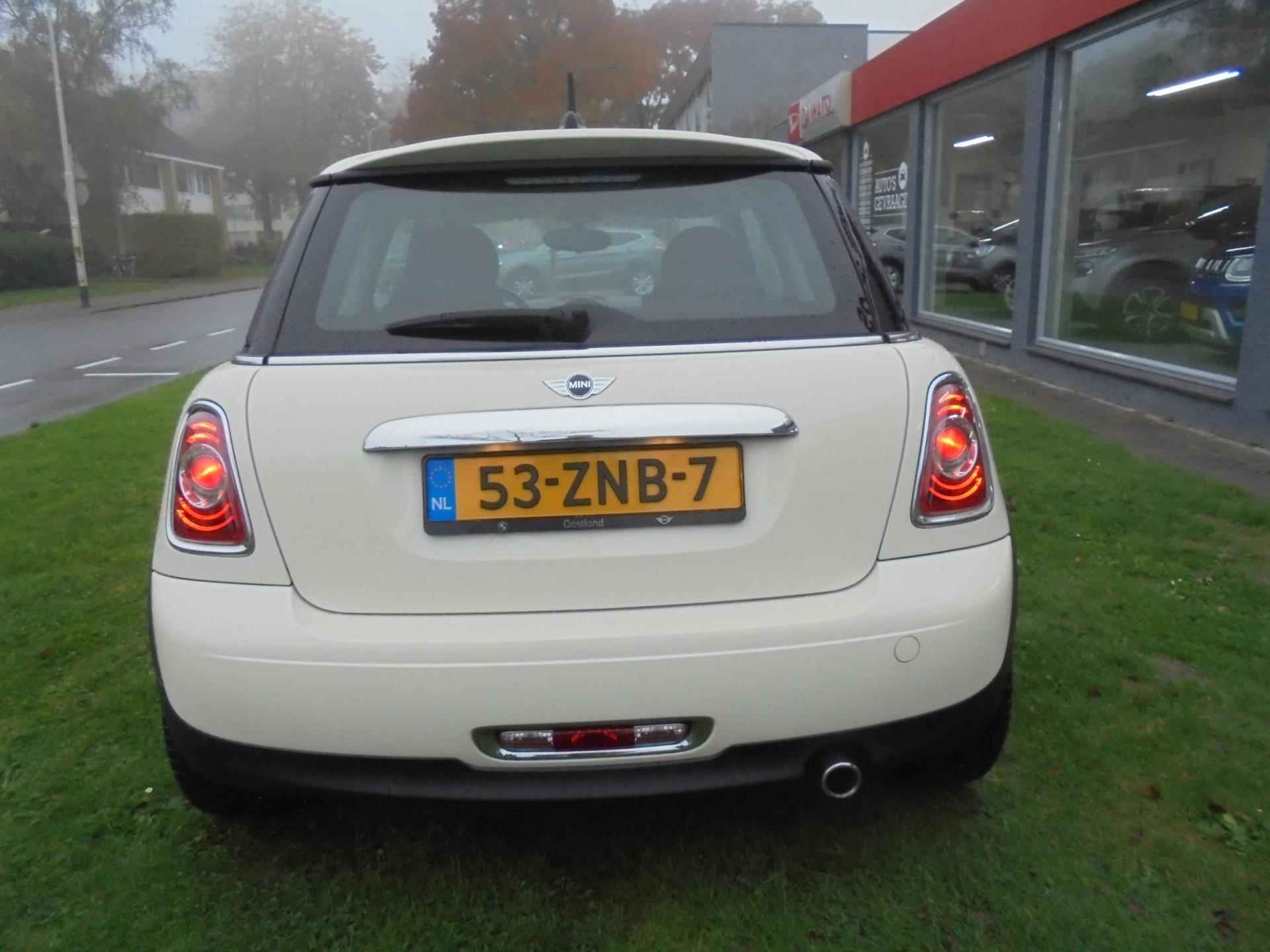 Mini Mini 1.6 One Kite White 3drs, Airco, Navigatie, NL-Auto. - 18/21