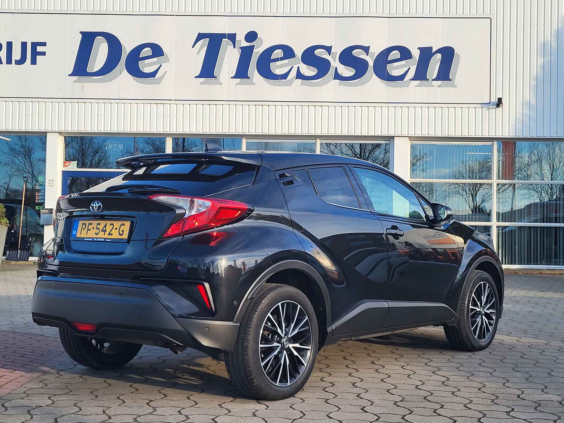 Toyota C-HR 1.2 Executive, Rijklaar met beurt & garantie! - 4/30