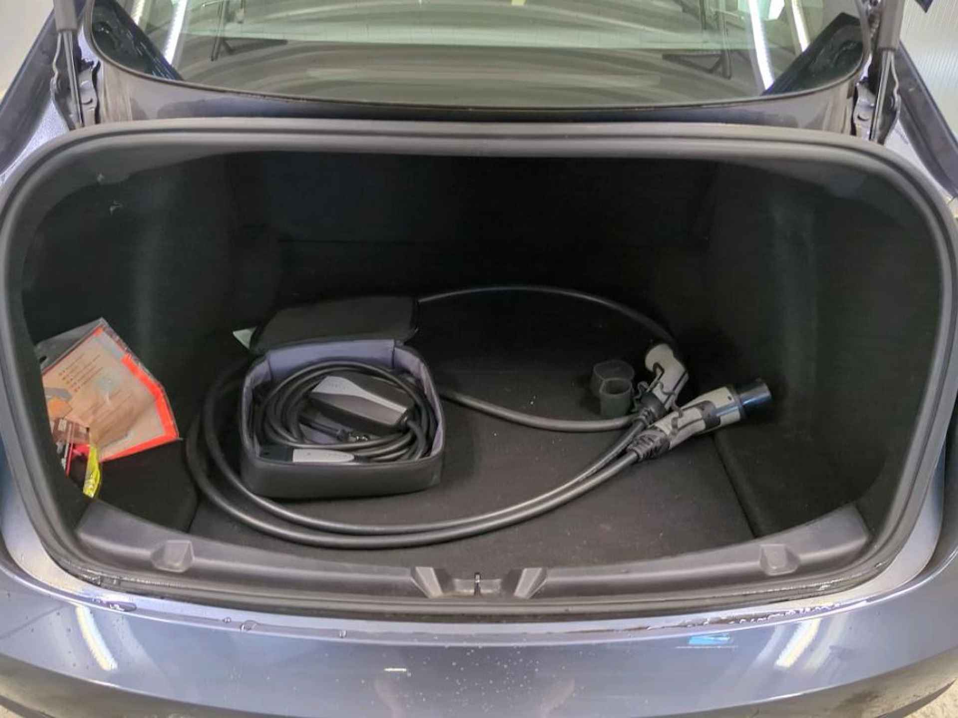 Tesla Model 3 Standard RWD Plus 60 kWh (238 PK) 1e-Eig, Tesla-Dealer-Onderh, 12-Mnd-BOVAG, NL-Auto, Panoramadak, Autopilot, Achteruitrijcamera, Keyless-Entry/Start, Parkeersensoren-V+A, Licht-Zicht-Pakket, Lm-Velgen-18Inch, Privacy-Glas - 23/37