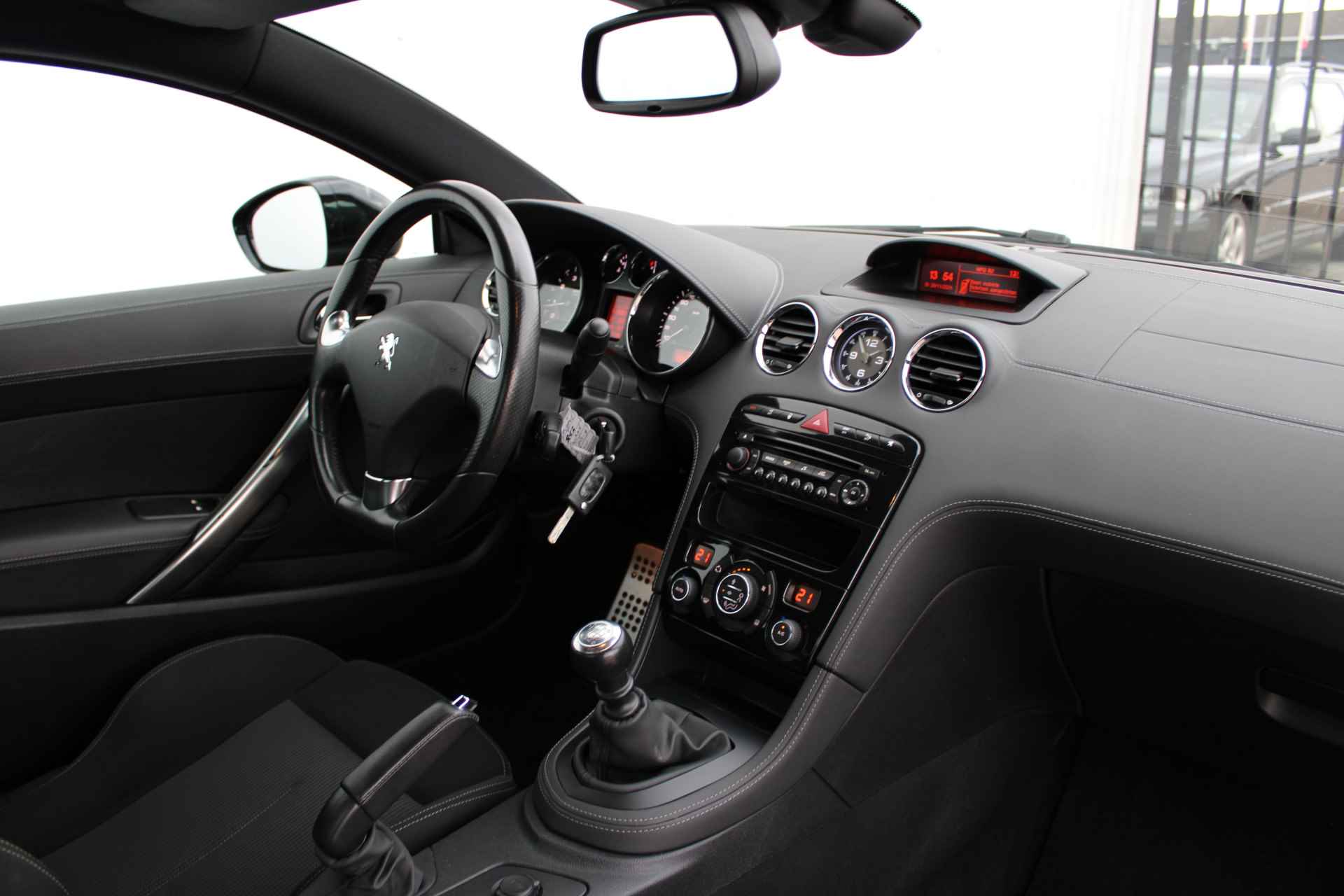 Peugeot RCZ 1.6 THP | CLIMATE CONTROL | CRUISE CONTROL | PDC | NL AUTO | NIEUWE TURBO + RIEM - 24/28