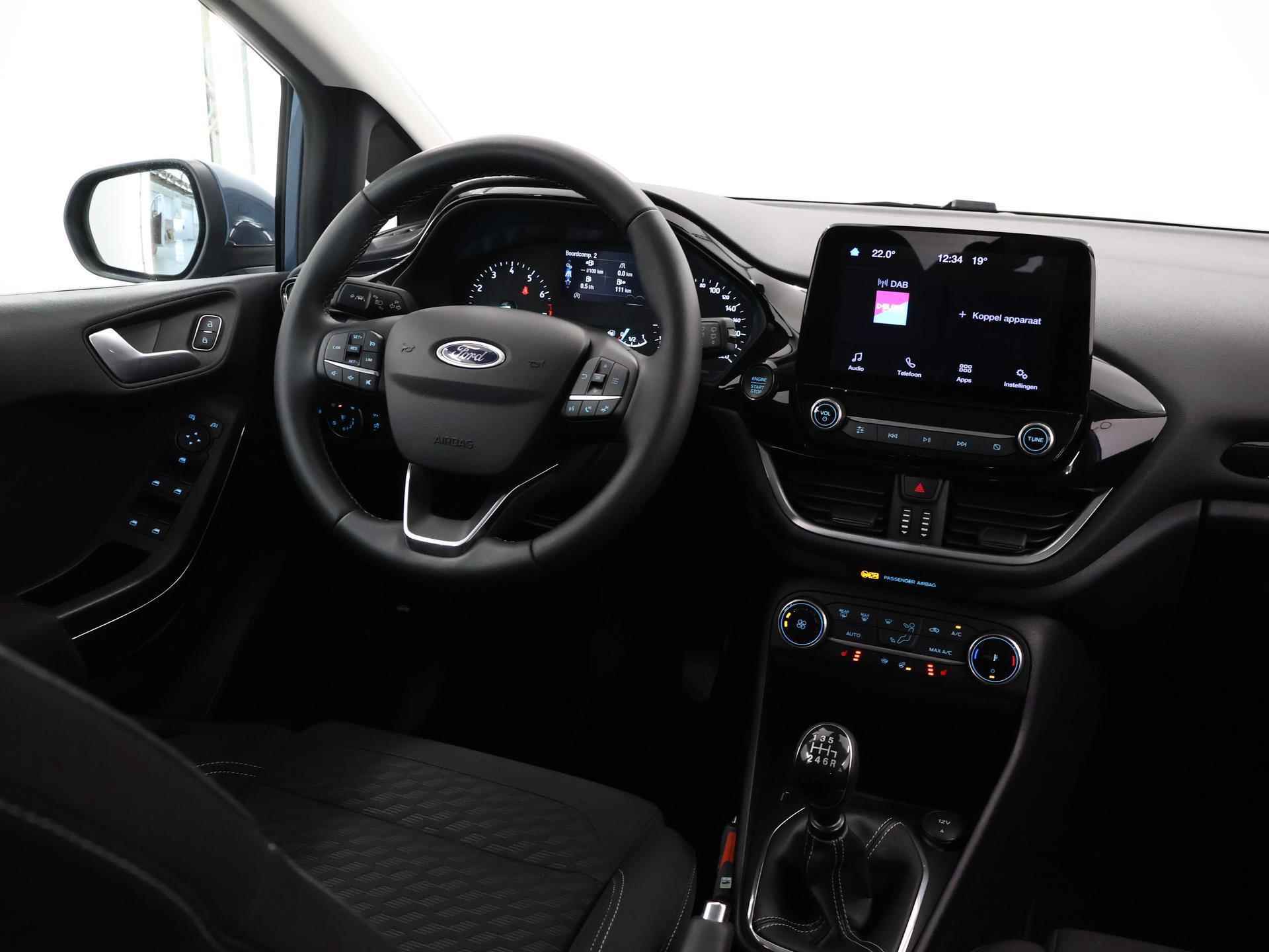 Ford Fiesta 1.0 EcoBoost Hybrid Titanium | Winterpack | Navigatie | Parkeercamera | LED Koplampen - 10/39