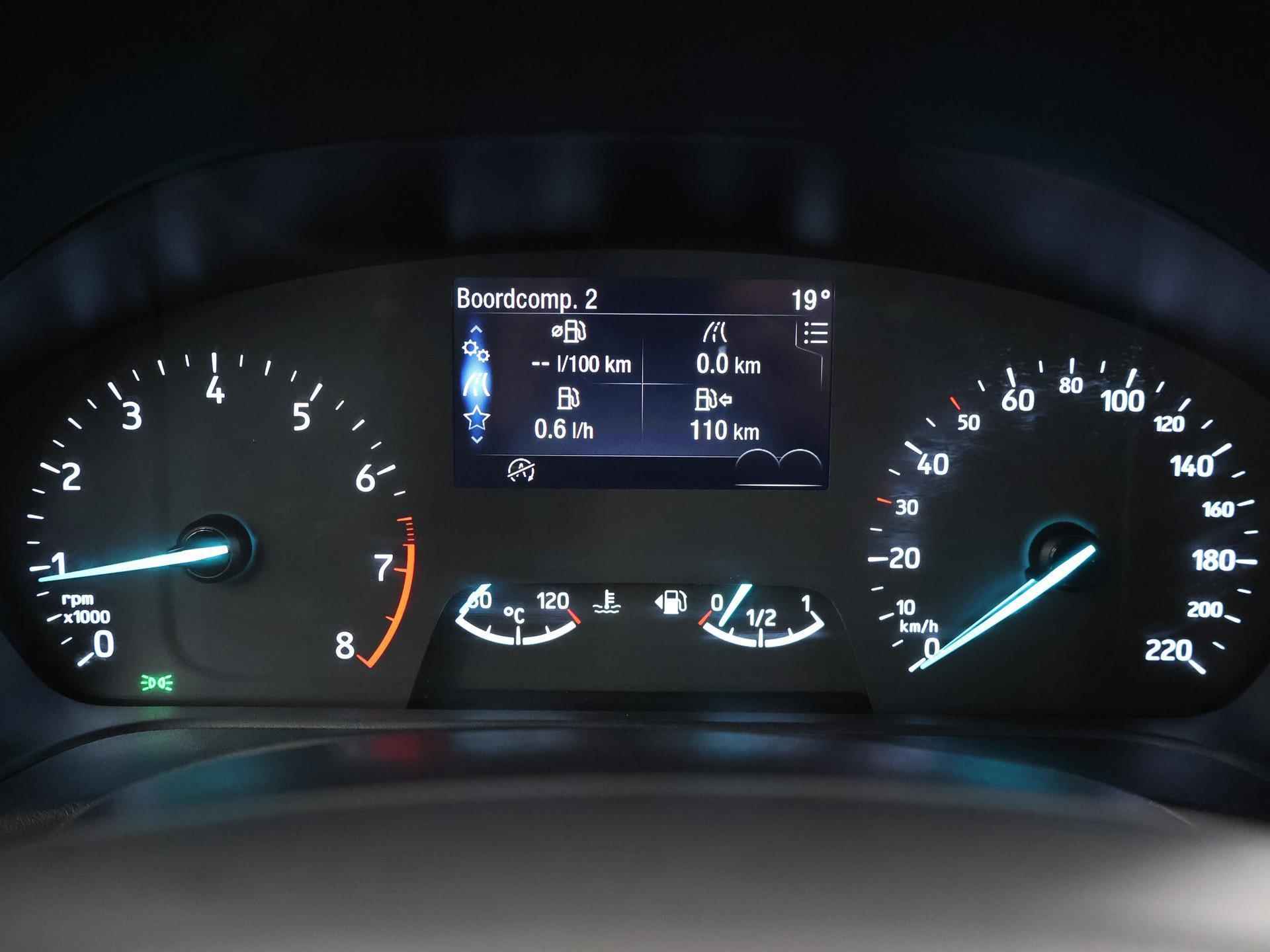 Ford Fiesta 1.0 EcoBoost Hybrid Titanium | Winterpack | Navigatie | Parkeercamera | LED Koplampen - 13/39