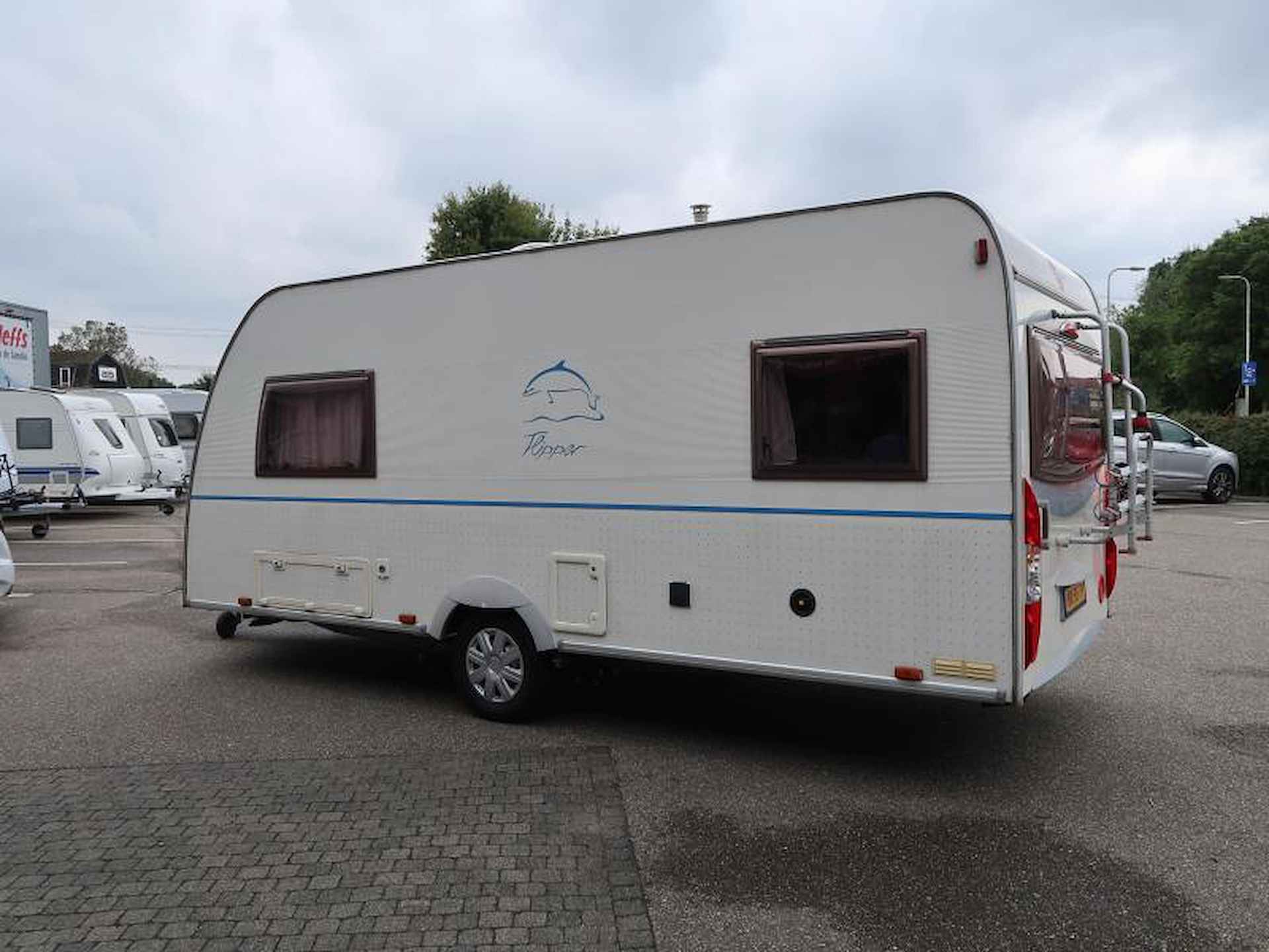 Bürstner Flipper 460 TL MET MOVER EN VOORTENT - 17/23