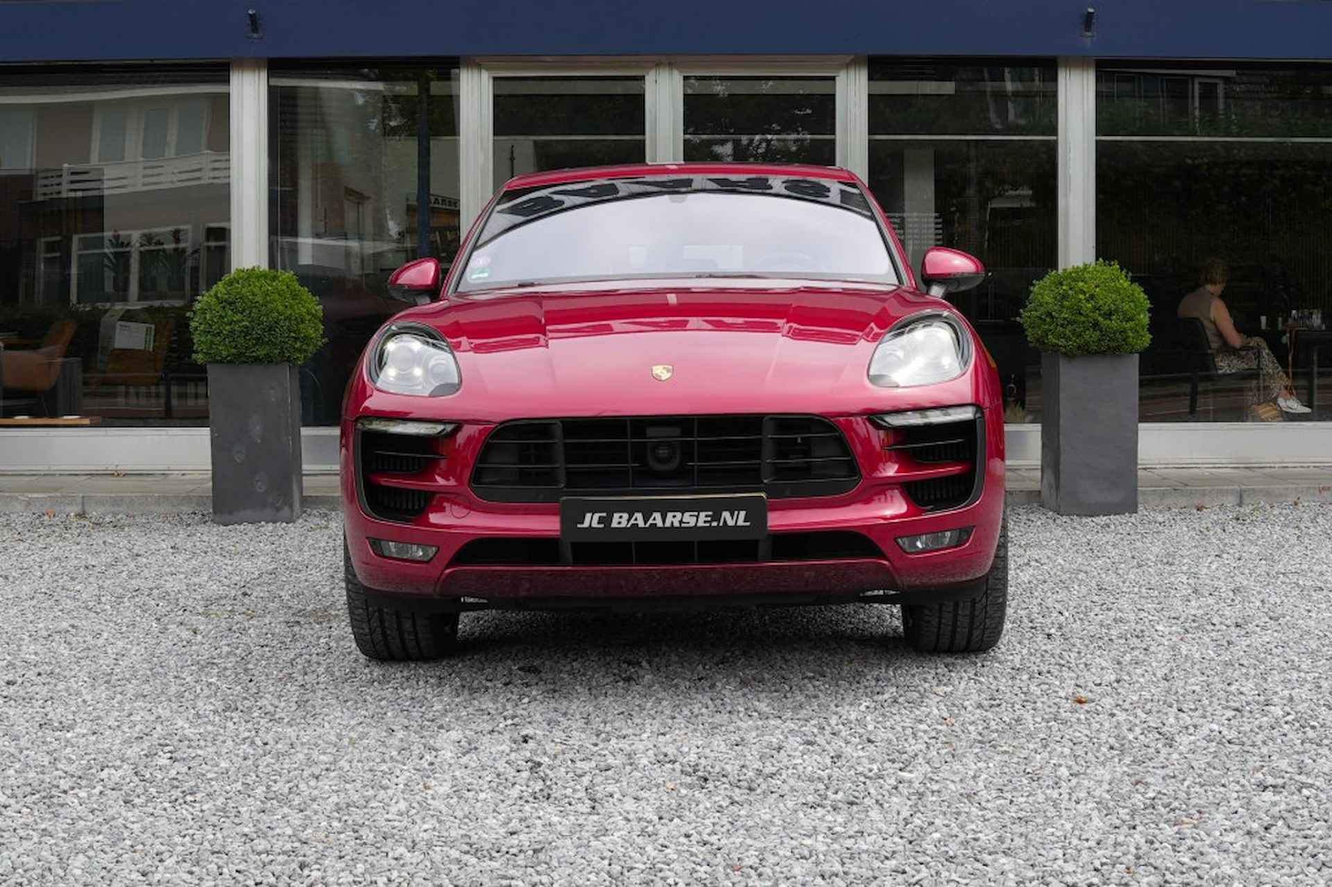 PORSCHE Macan 3.6 TURBO - 2/60