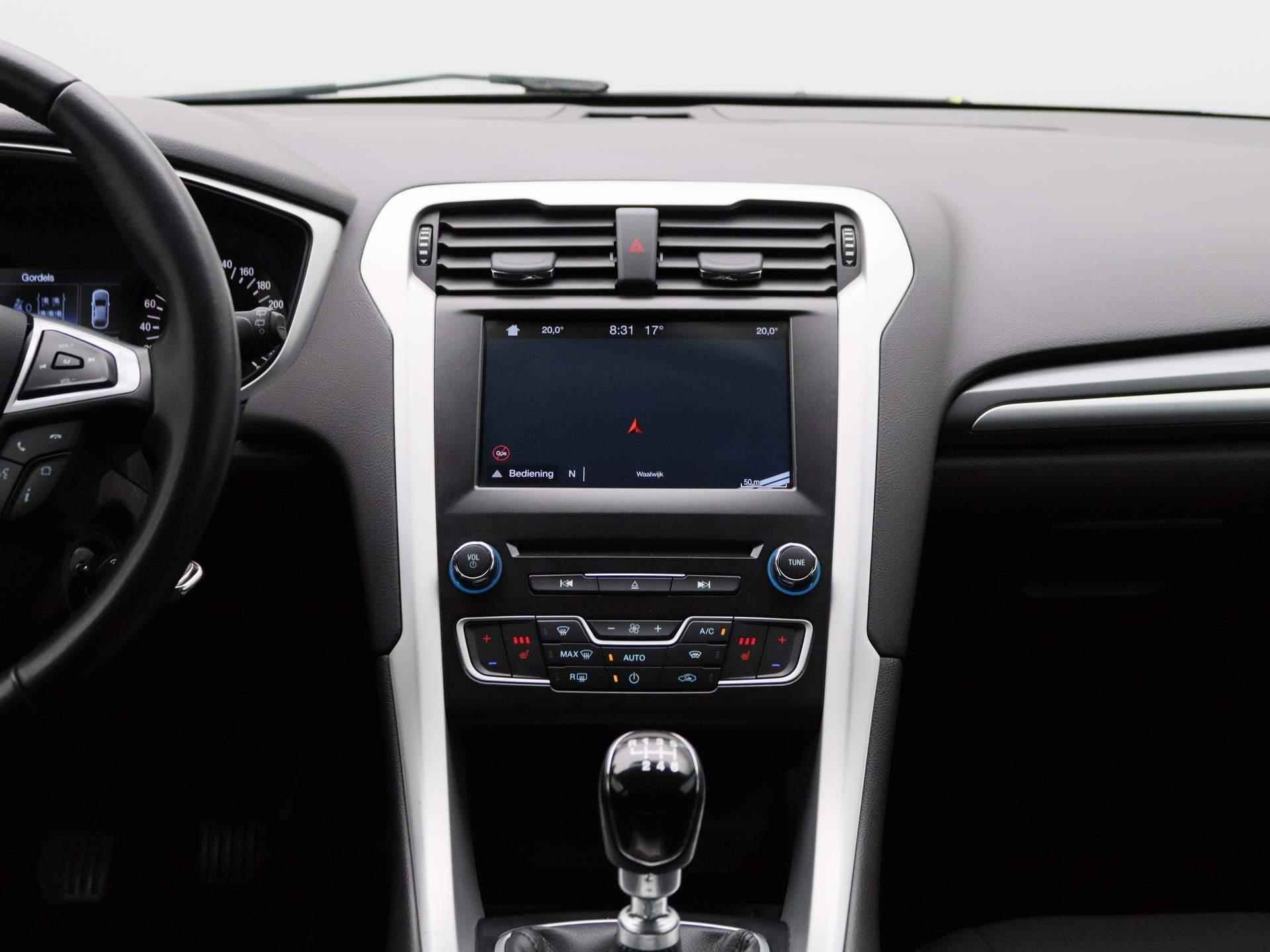 Ford Mondeo 2.0 TDCi Trend | 150 pk | Navigatie | Parkeersensoren voor & achter | Winterpakket | - 9/39