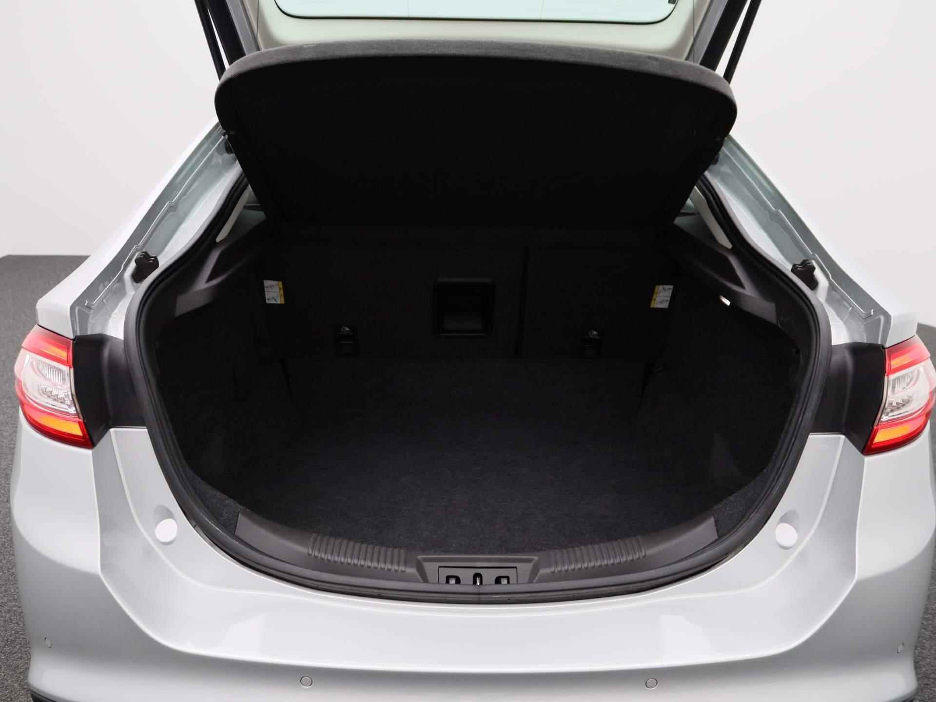 Ford Mondeo 2.0 TDCi Trend | 150 pk | Navigatie | Parkeersensoren voor & achter | Winterpakket | - 14/39