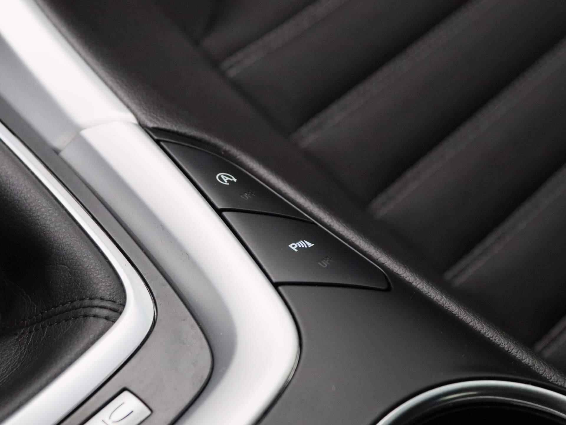 Ford Mondeo 2.0 TDCi Trend | 150 pk | Navigatie | Parkeersensoren voor & achter | Winterpakket | - 21/39