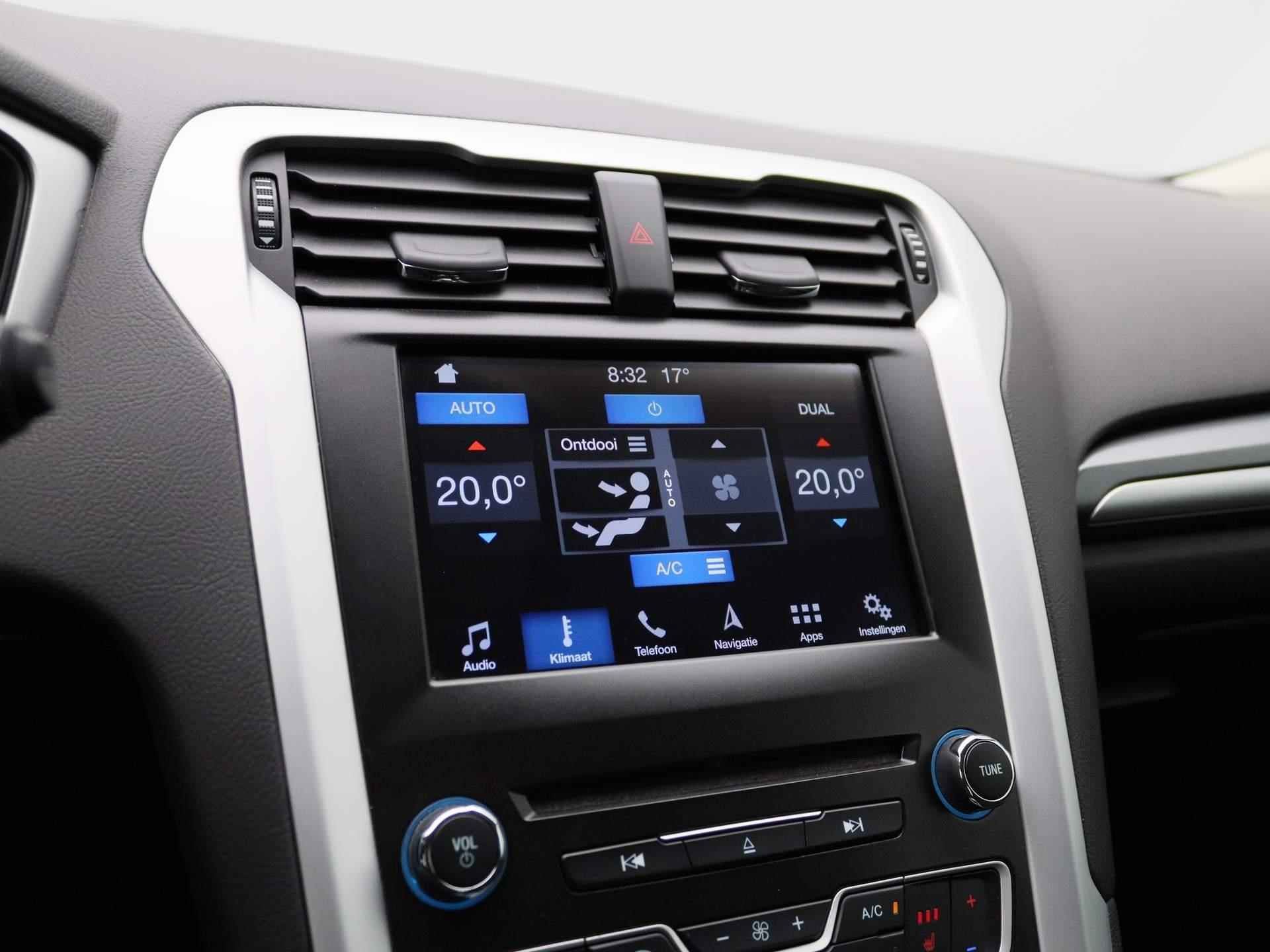 Ford Mondeo 2.0 TDCi Trend | 150 pk | Navigatie | Parkeersensoren voor & achter | Winterpakket | - 30/39