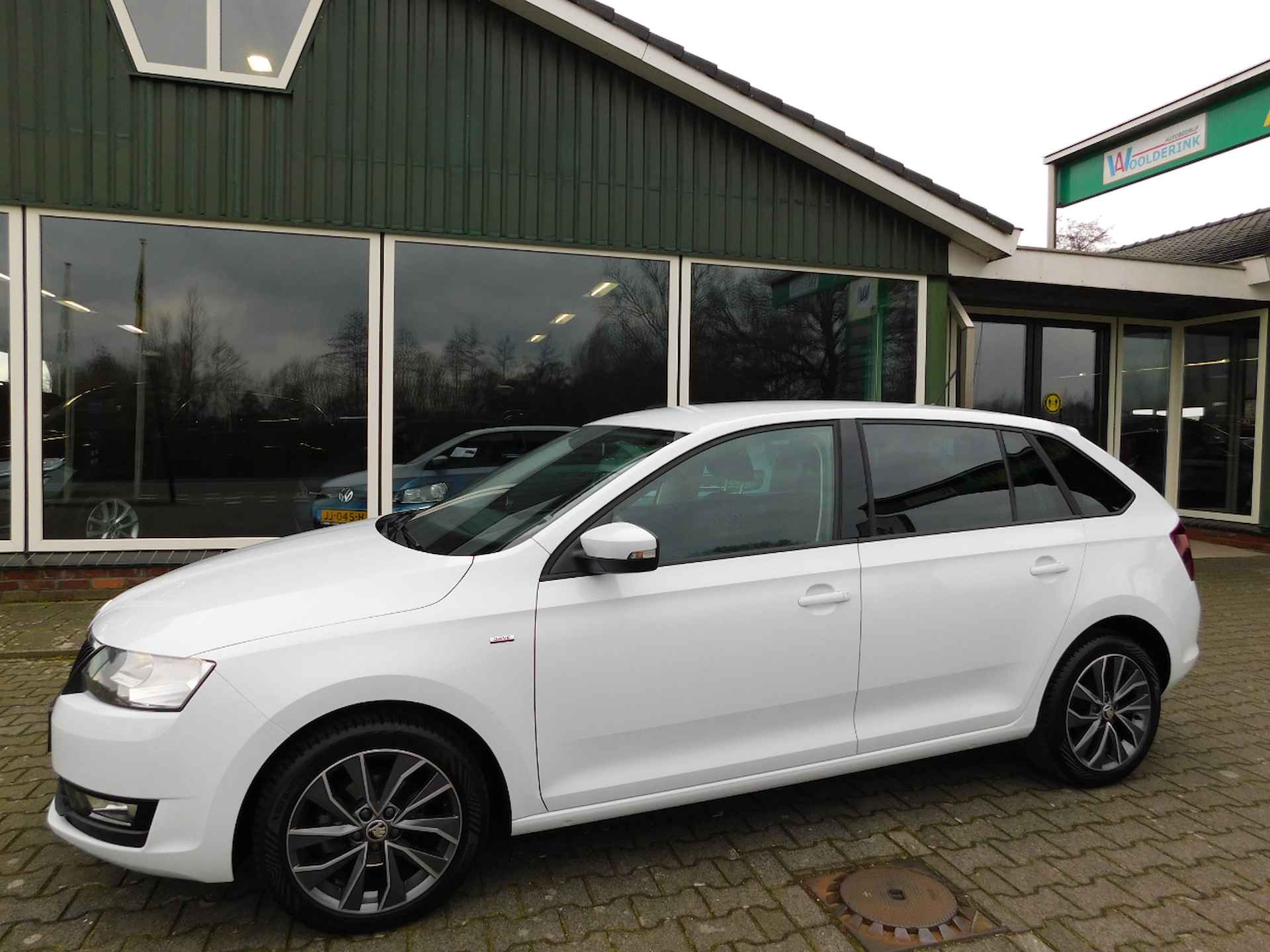 Škoda Rapid 1.0TSI 95PK DSG DRIVE!! All-in Prijs! Trekhaak! - 5/28