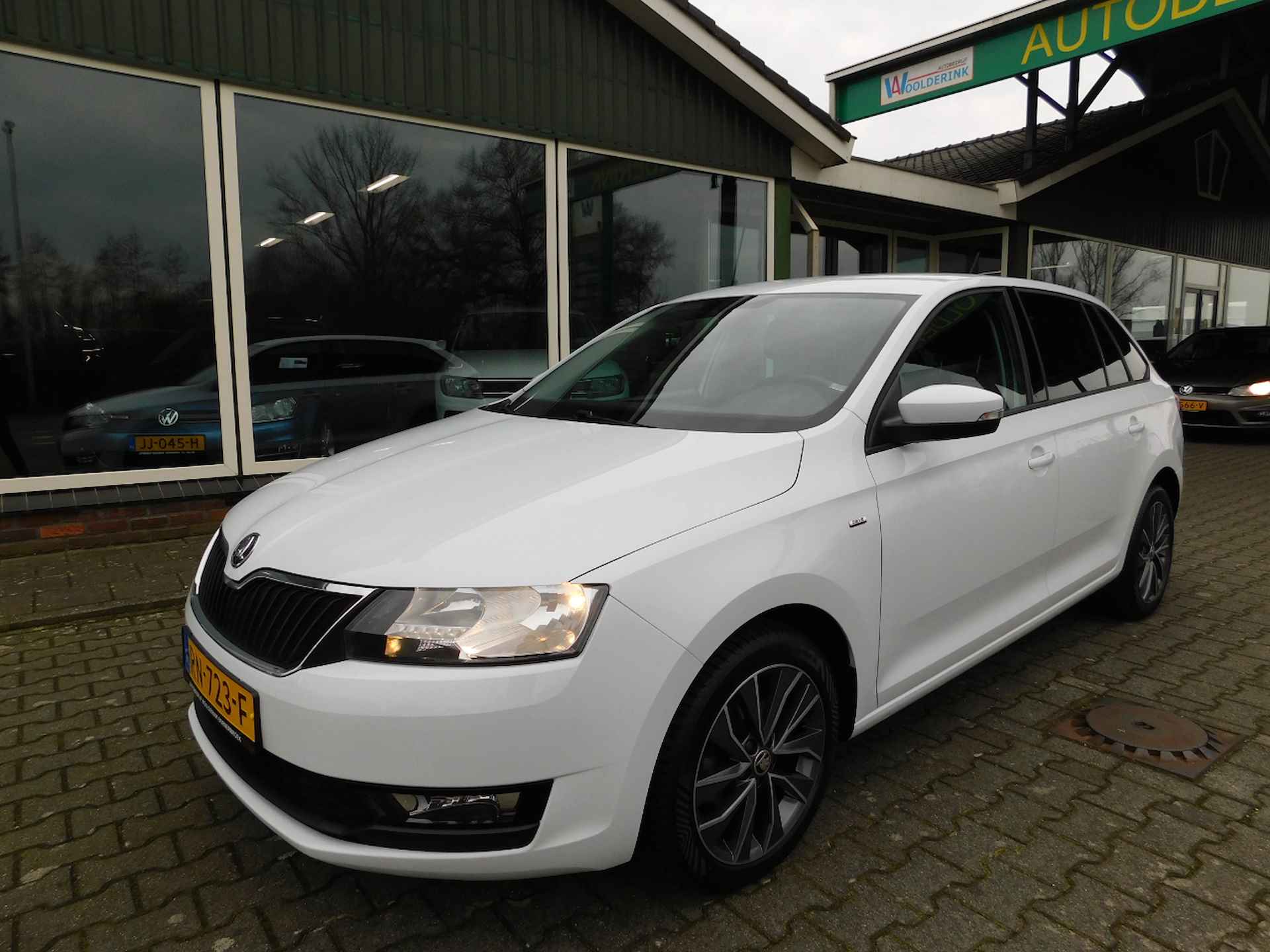 Škoda Rapid 1.0TSI 95PK DSG DRIVE!! All-in Prijs! Trekhaak! - 6/28