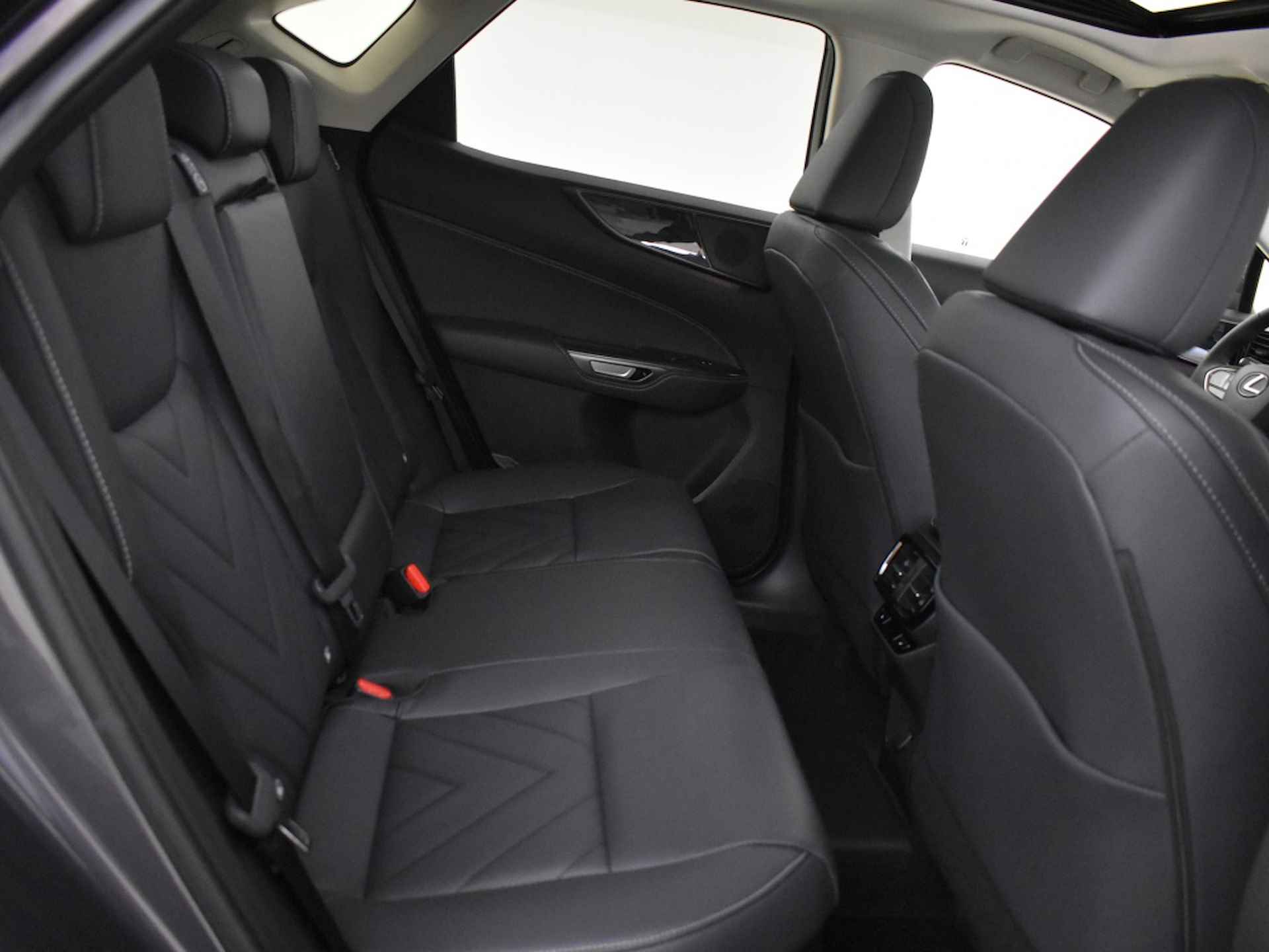 Lexus NX 450h+ AWD PLUG-IN Luxury Line | Innovation Pack | Direct leverba - 12/40