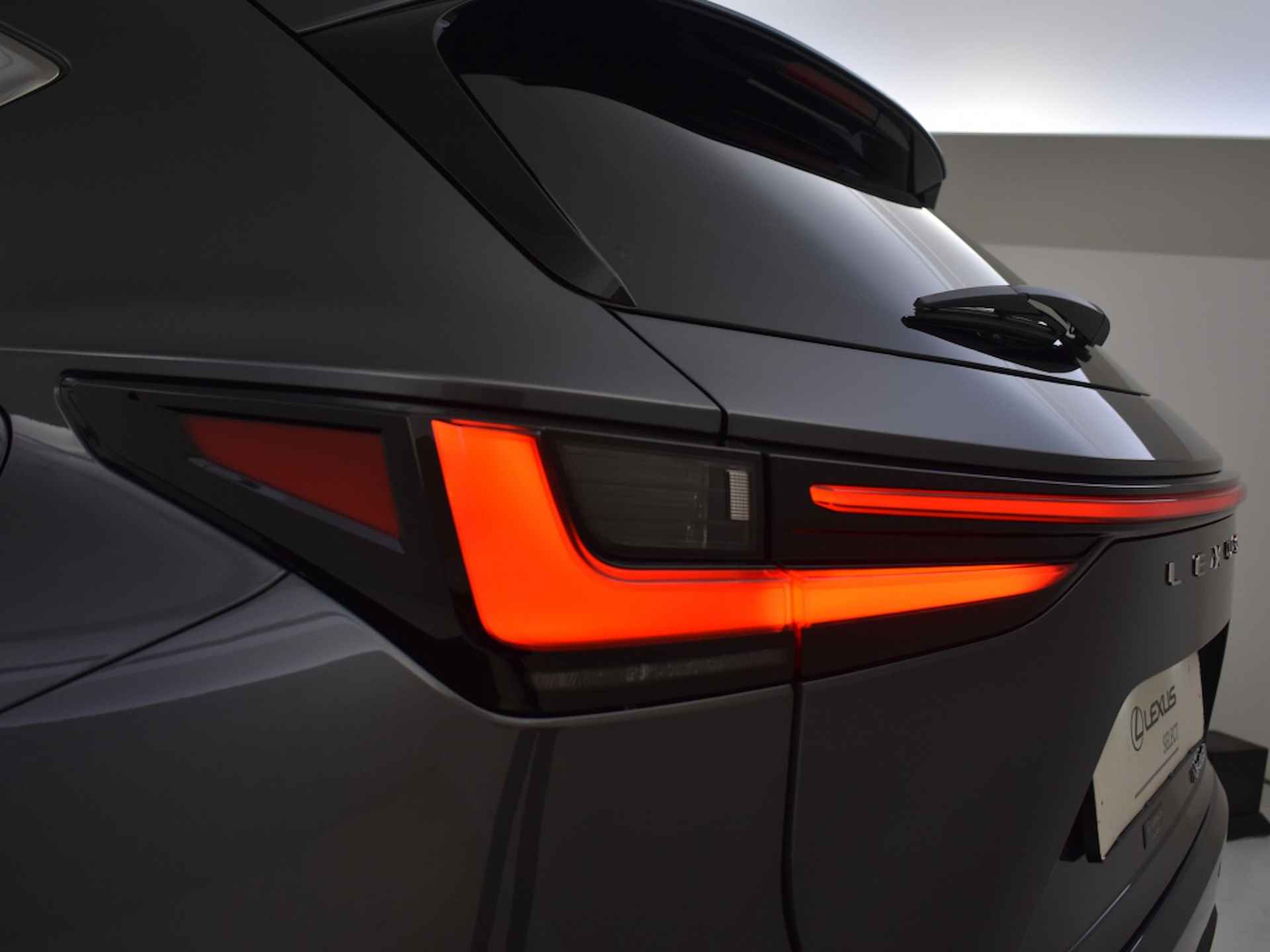 Lexus NX 450h+ AWD PLUG-IN Luxury Line | Innovation Pack | Direct leverba - 40/40