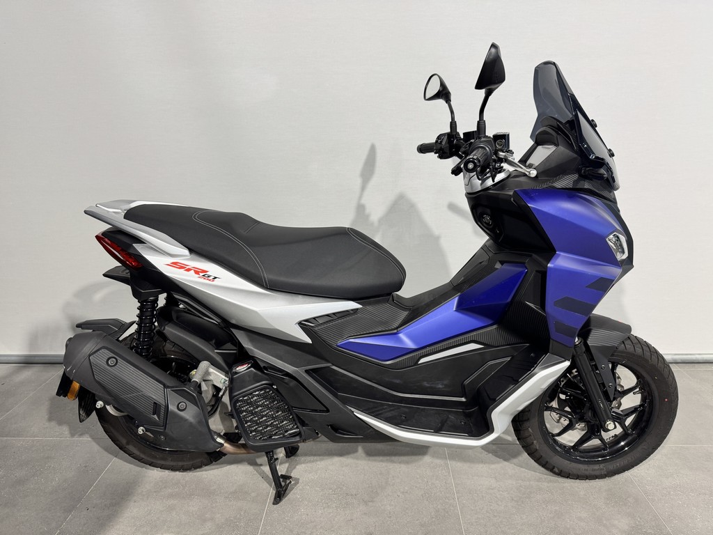 Aprilia SR GT 200