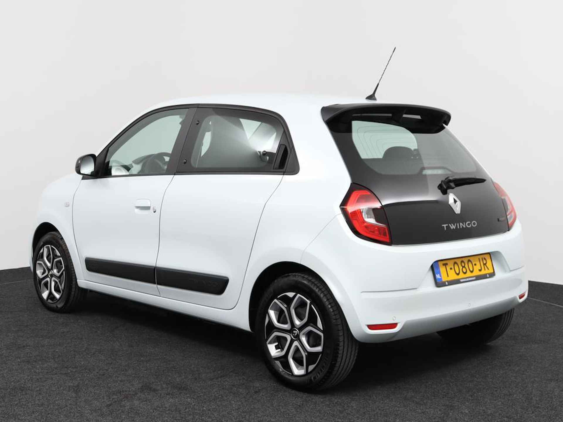 Renault Twingo Z.E. R80 E-Tech Equilibre 22 kWh Parkeerhulp | Navigatie | Climate Control | Nieuwe Auto | € 2.000,- Overheidsubsidie Mogelijk! - 7/46