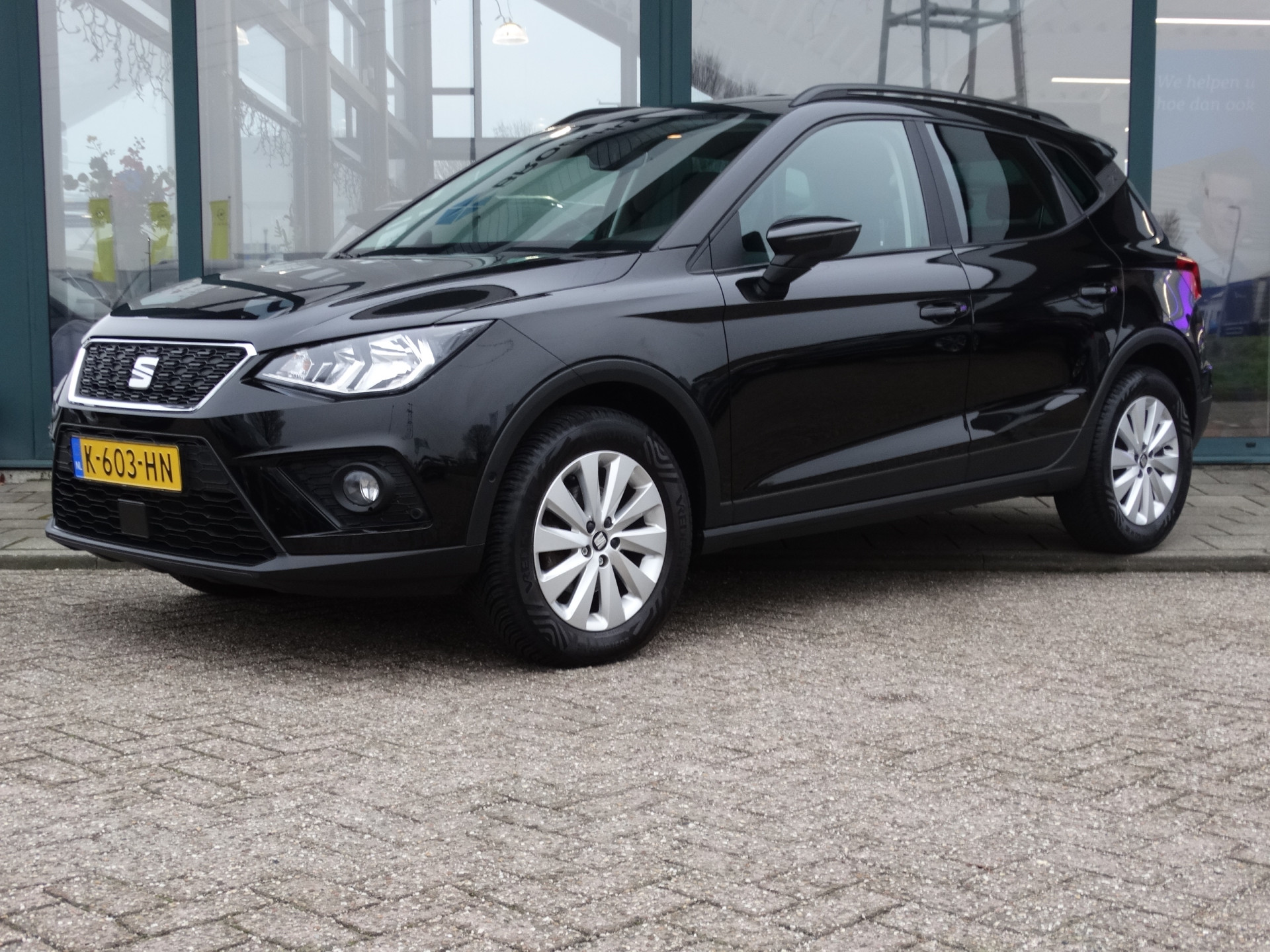 SEAT Arona 1.0 TSI Style Business Intense | Achteruitrijcamera | Parkersensoren | Trekhaak |