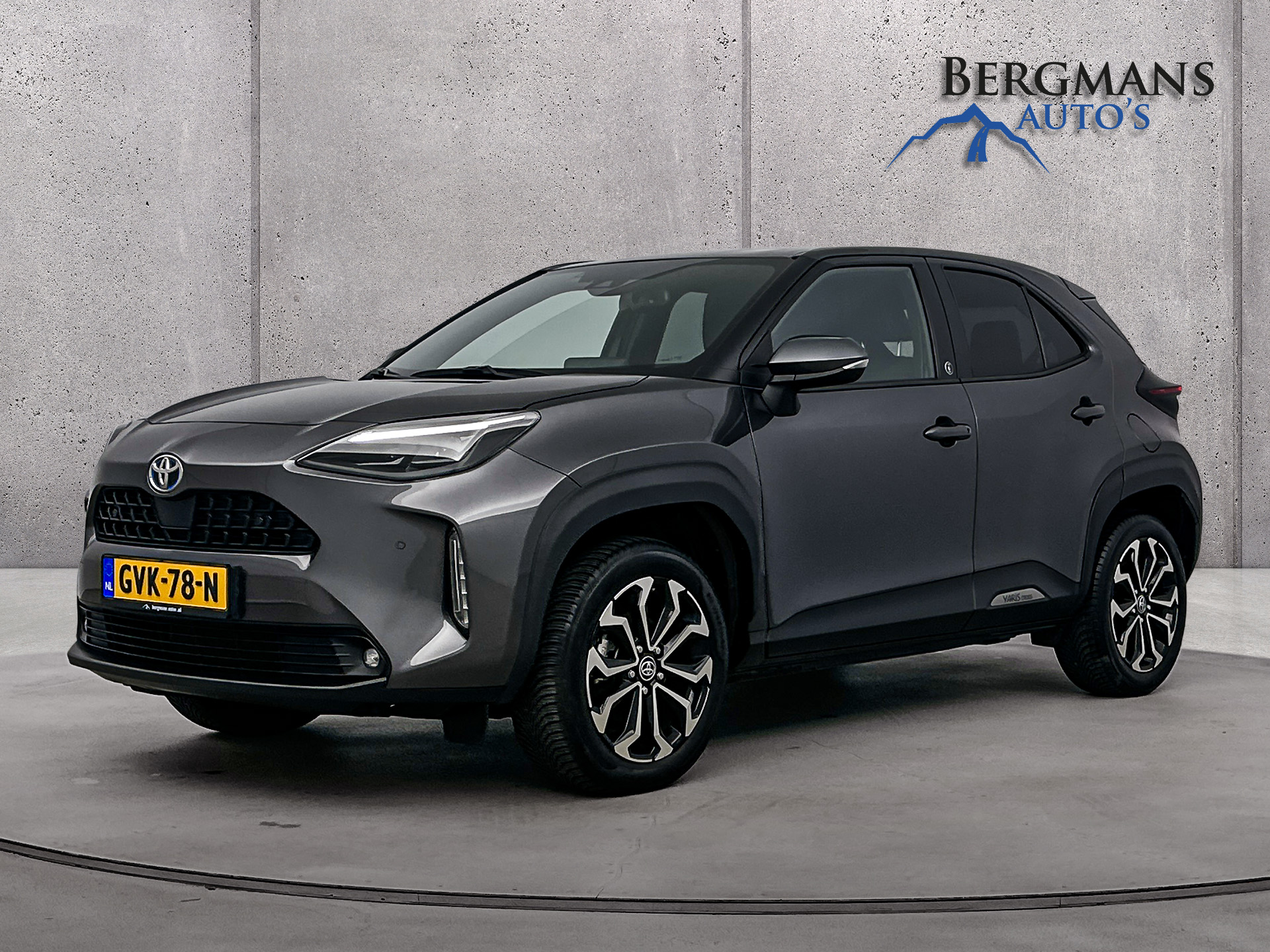 Toyota Yaris Cross 1.5 Hybrid Dynamic // 1e EIGENAAR // TREKHAAK // STUURVERWARMING //