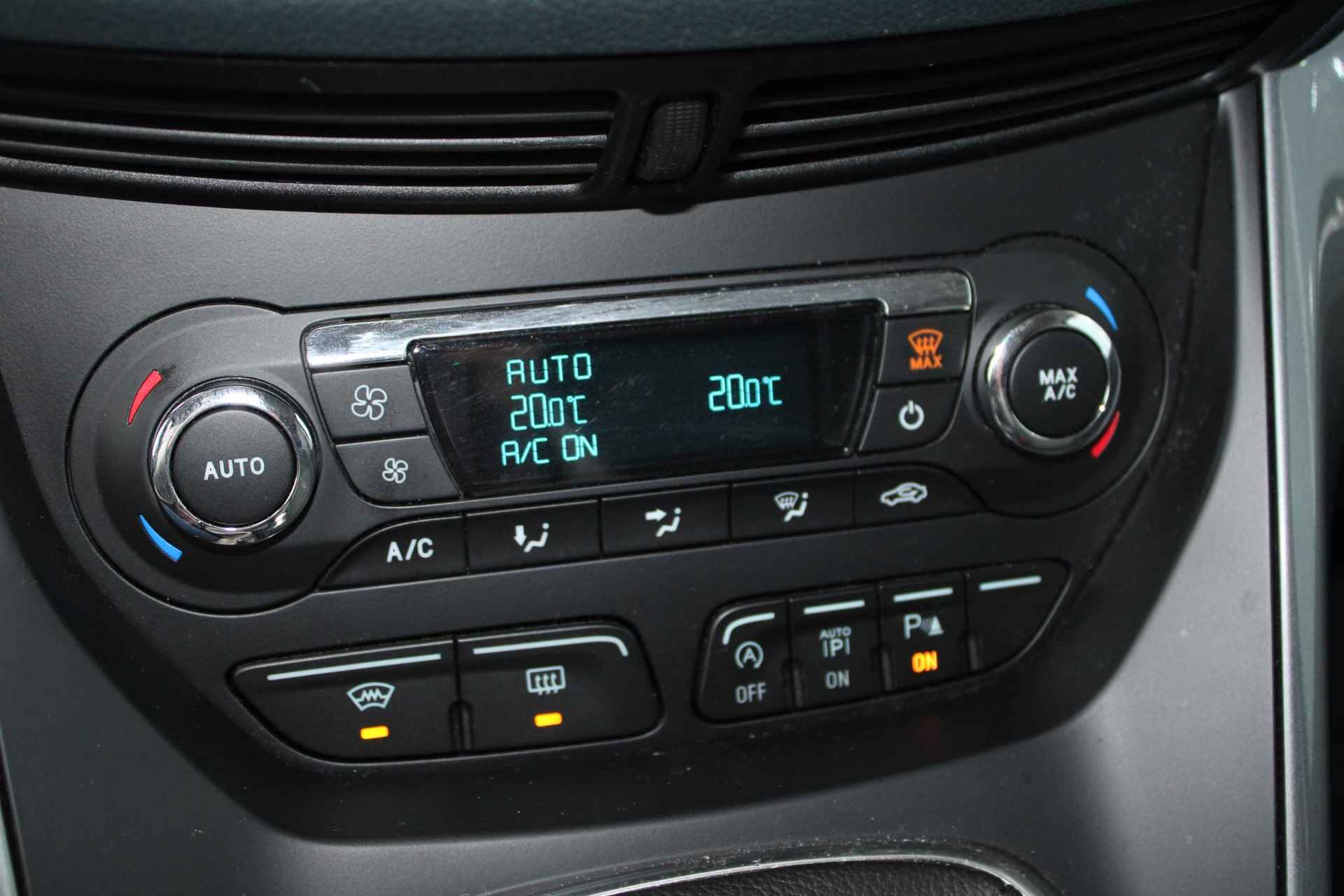 Ford Grand C-Max 1.0 Ecoboost 125 PK Titanium 7 PERSOONS | Climate Control | Navigatie | Cruise Control | Camera | PDC V +A | Voorruitverwarming | Panoramadak | 17 Inch Lichtmetalen Velgen - 23/28