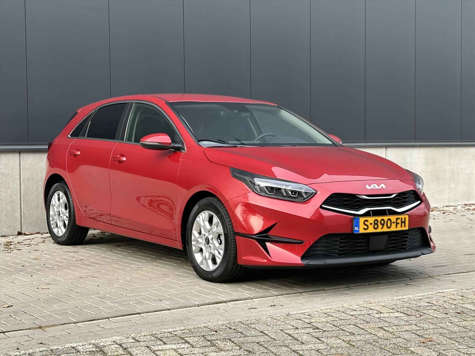 Kia Ceed 120 PK Automaat DynamicPlusLine I Stoel/Stuurwiel verwarming | Navigatie I Adaptive Cruise Control | - 3/34