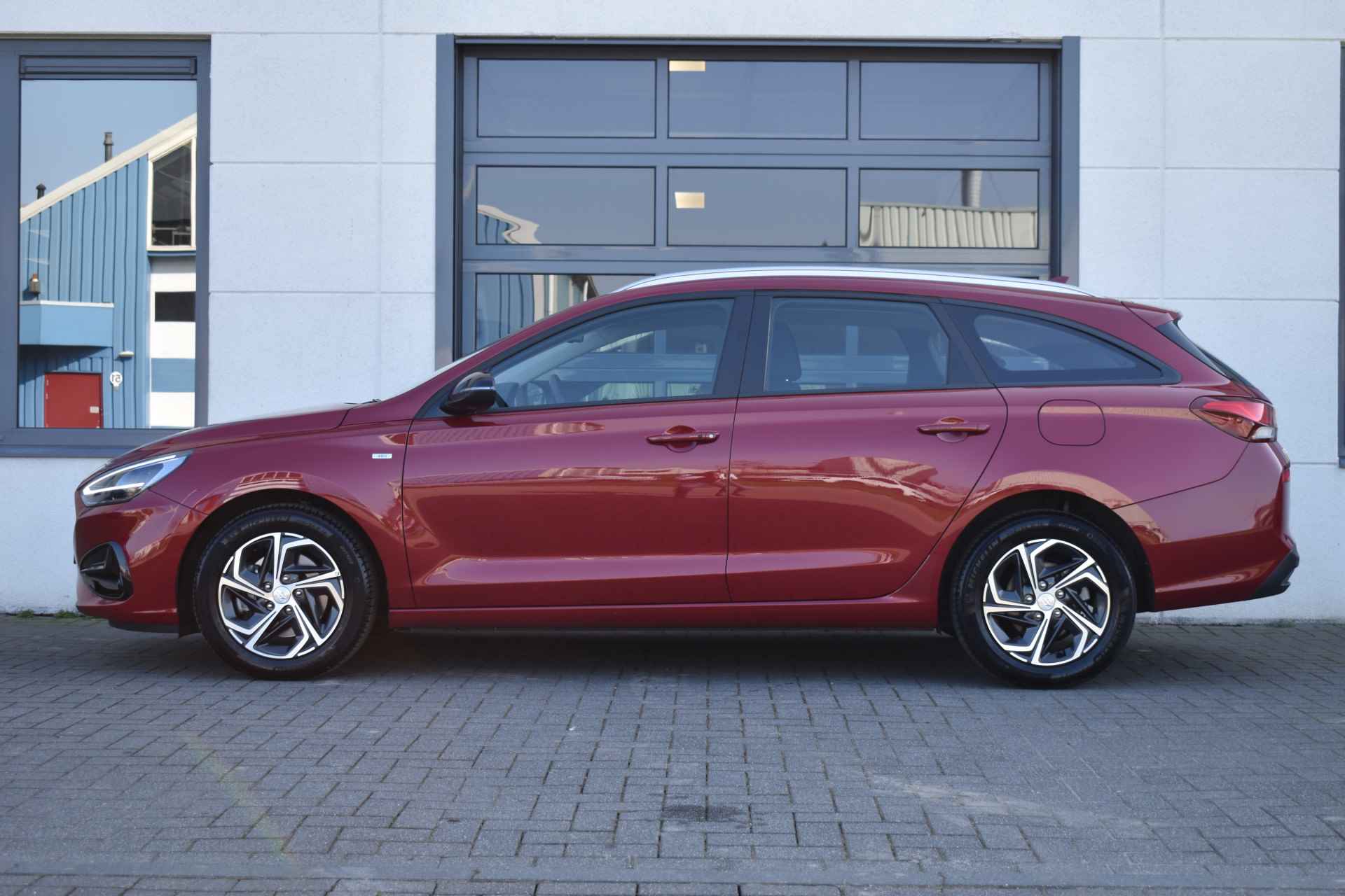 Hyundai i30 Wagon 1.0 T-GDi MHEV Comfort Smart | automaat | navigatie - 3/22