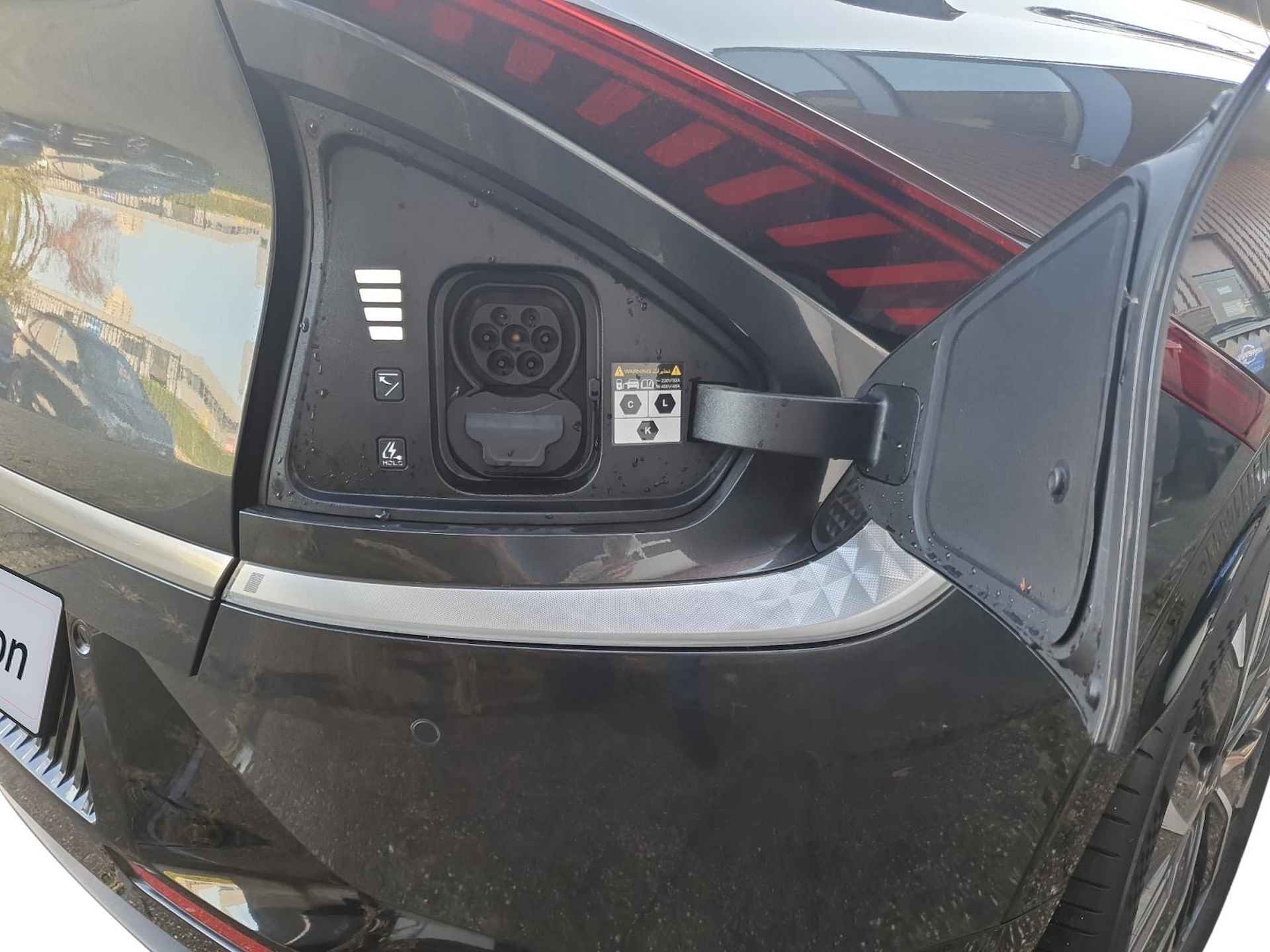 Kia EV6 Plus 58 kWh  | Stoel verwarming en koeling | Lederen bekleding | Elektrisch bedienbare voorstoelen | Navigatie | Camera | Premium audio | - 10/41