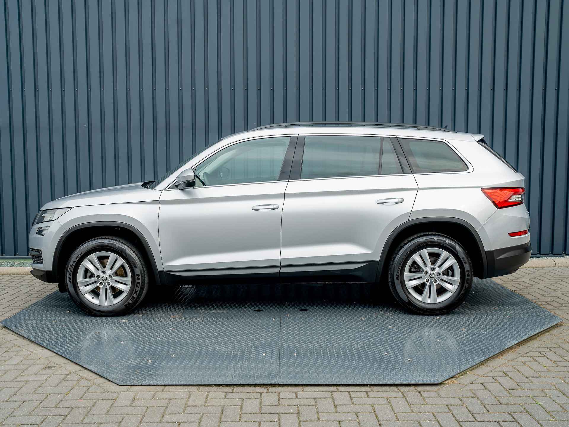 Škoda Kodiaq 1.5 TSI 150Pk DSG Business Edition | Keyless | Camera | Trekhaak | Prijs Rijklaar!! - 4/52