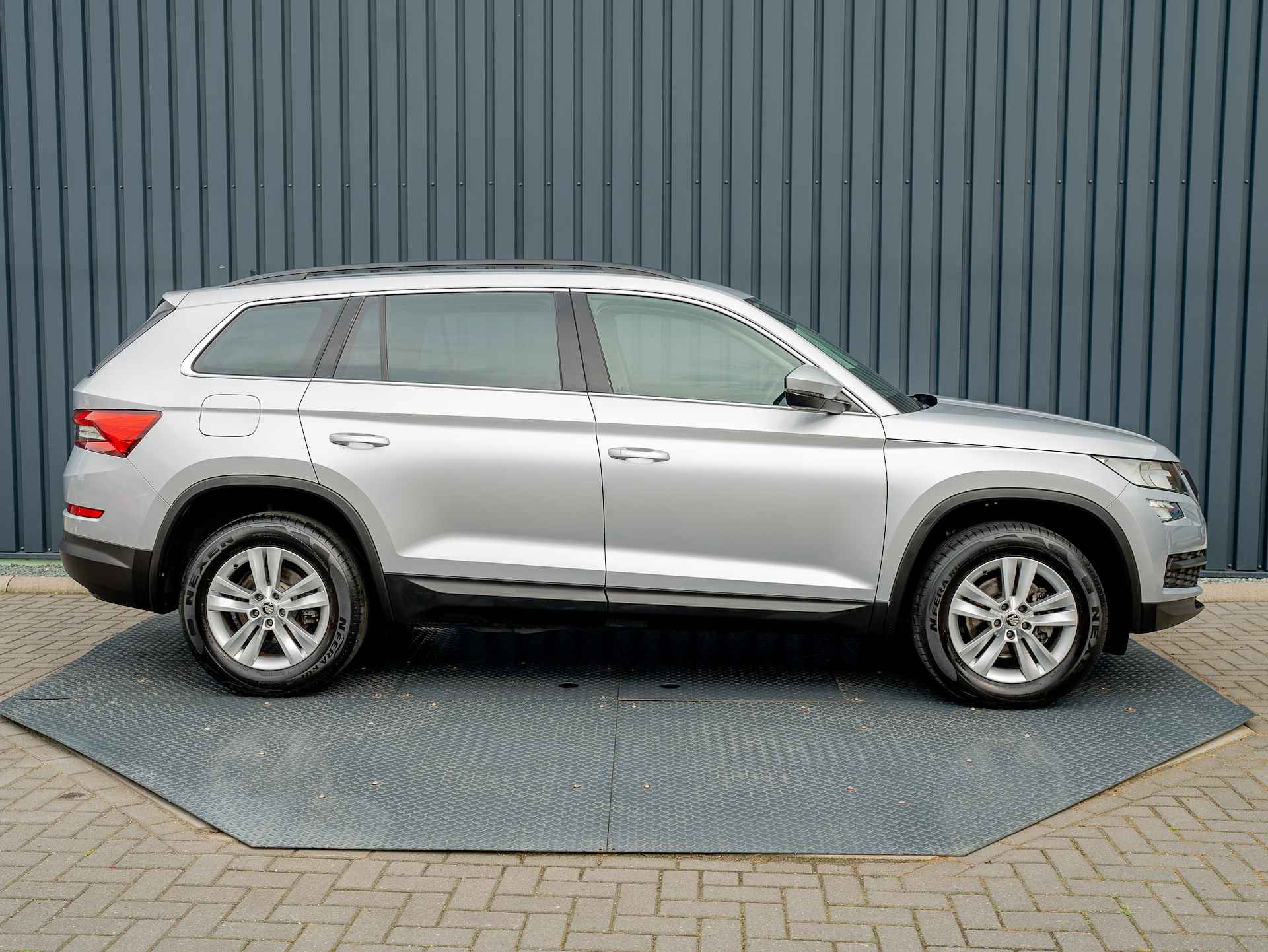 Škoda Kodiaq 1.5 TSI 150Pk DSG Business Edition | Keyless | Camera | Trekhaak | Prijs Rijklaar!! - 24/52