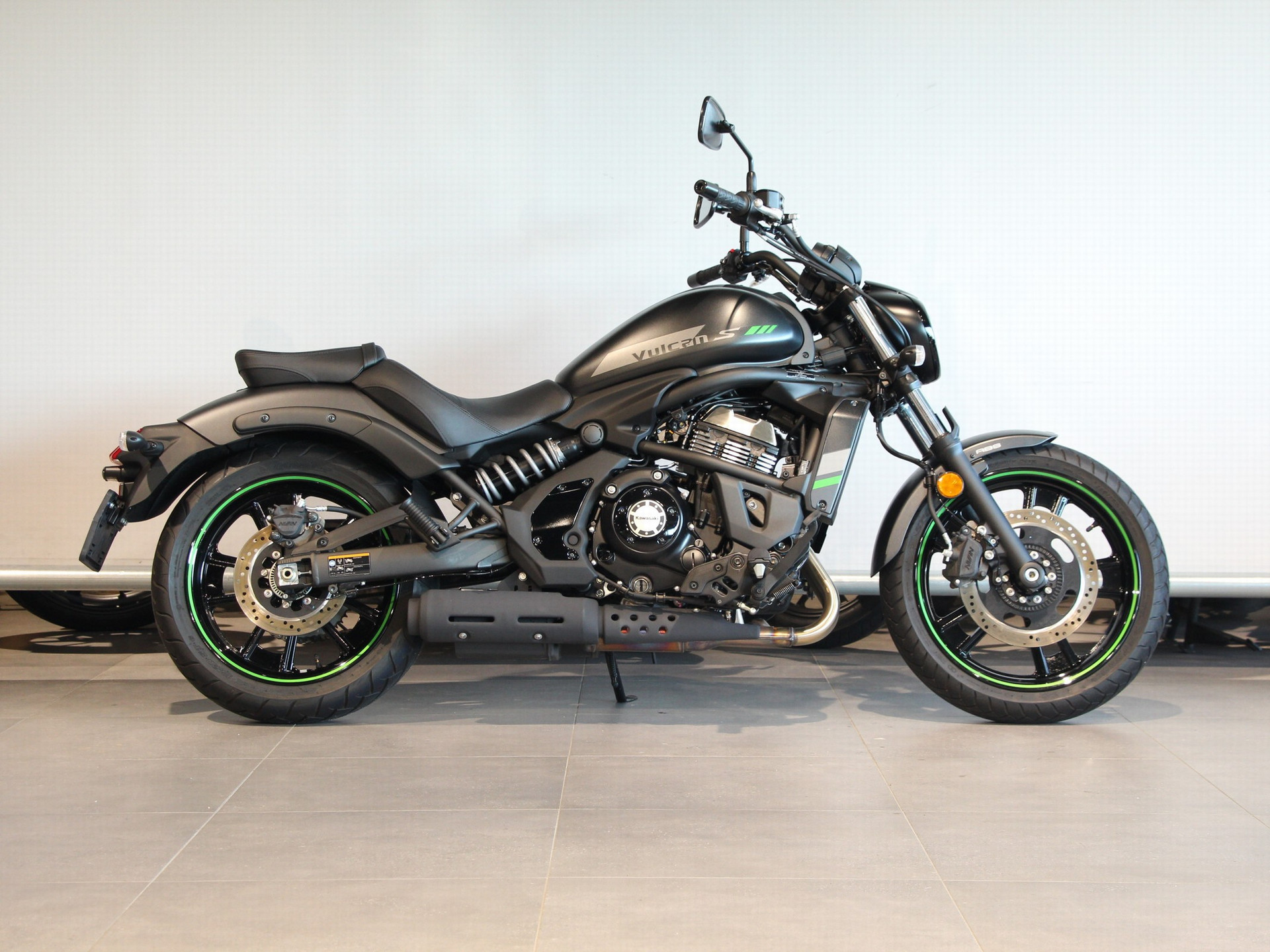 Kawasaki VULCAN S BTW MOTOR !!