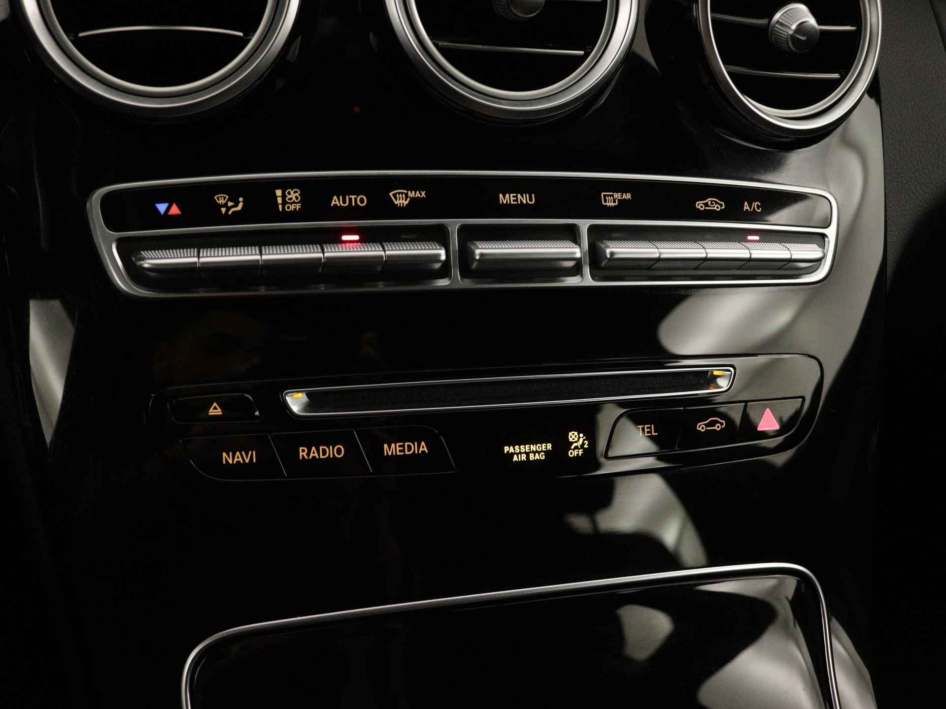 Mercedes-Benz C-Klasse Estate 180 AMG Sport Edition | Navigatie | Cruise Controle | Elektrische Achterklep | LED | - 12/44