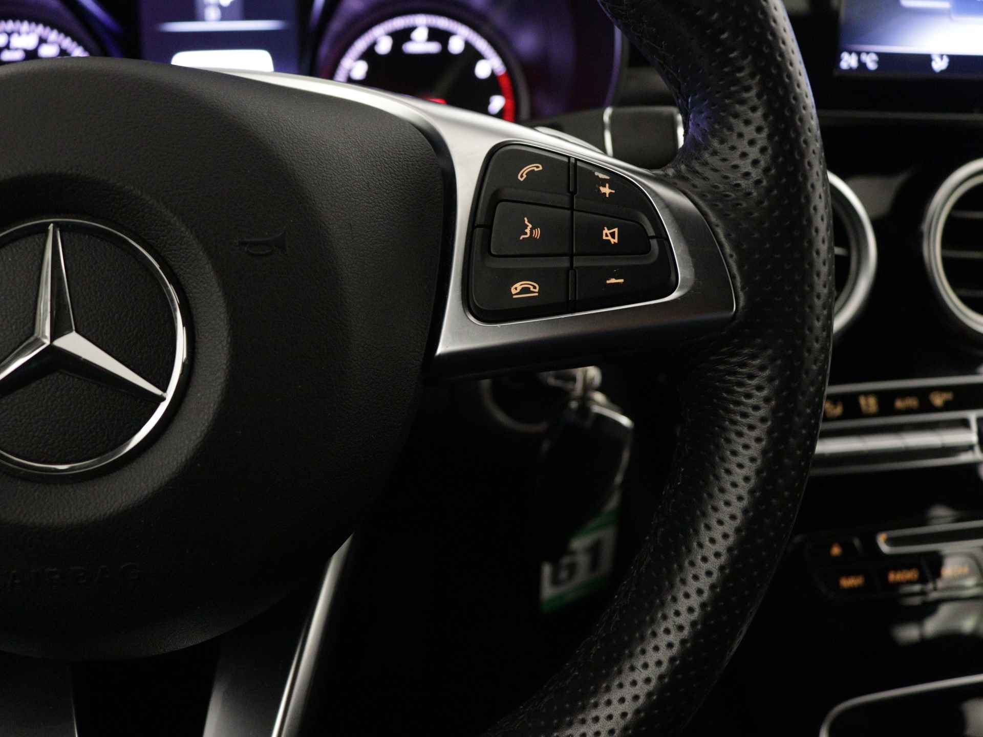 Mercedes-Benz C-Klasse Estate 180 AMG Sport Edition | Navigatie | Cruise Controle | Elektrische Achterklep | LED | - 23/44