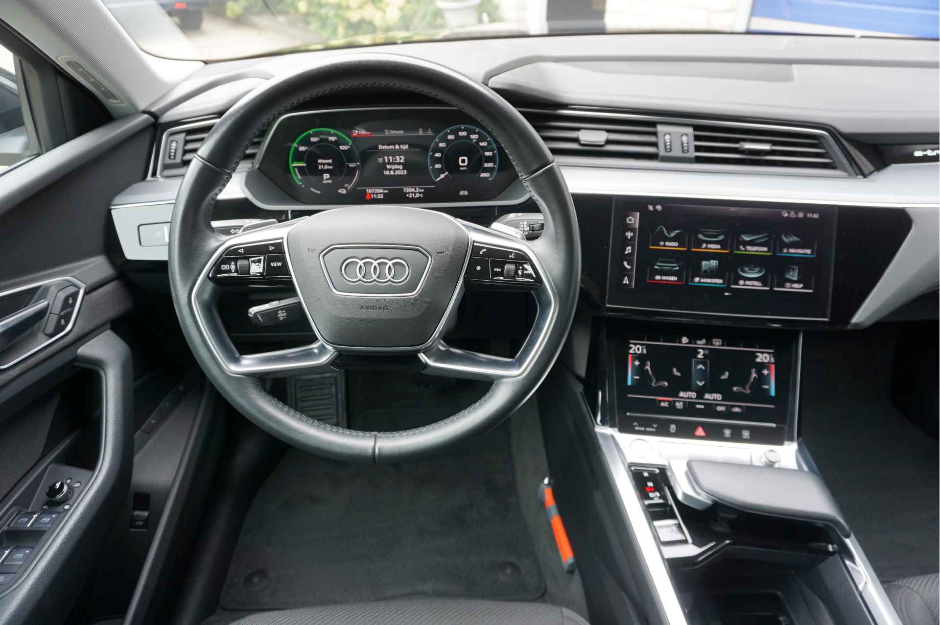 Audi e-tron e-tron 71kWh 230kW 50 Luchtvering Quattro Launch edition - 17/32