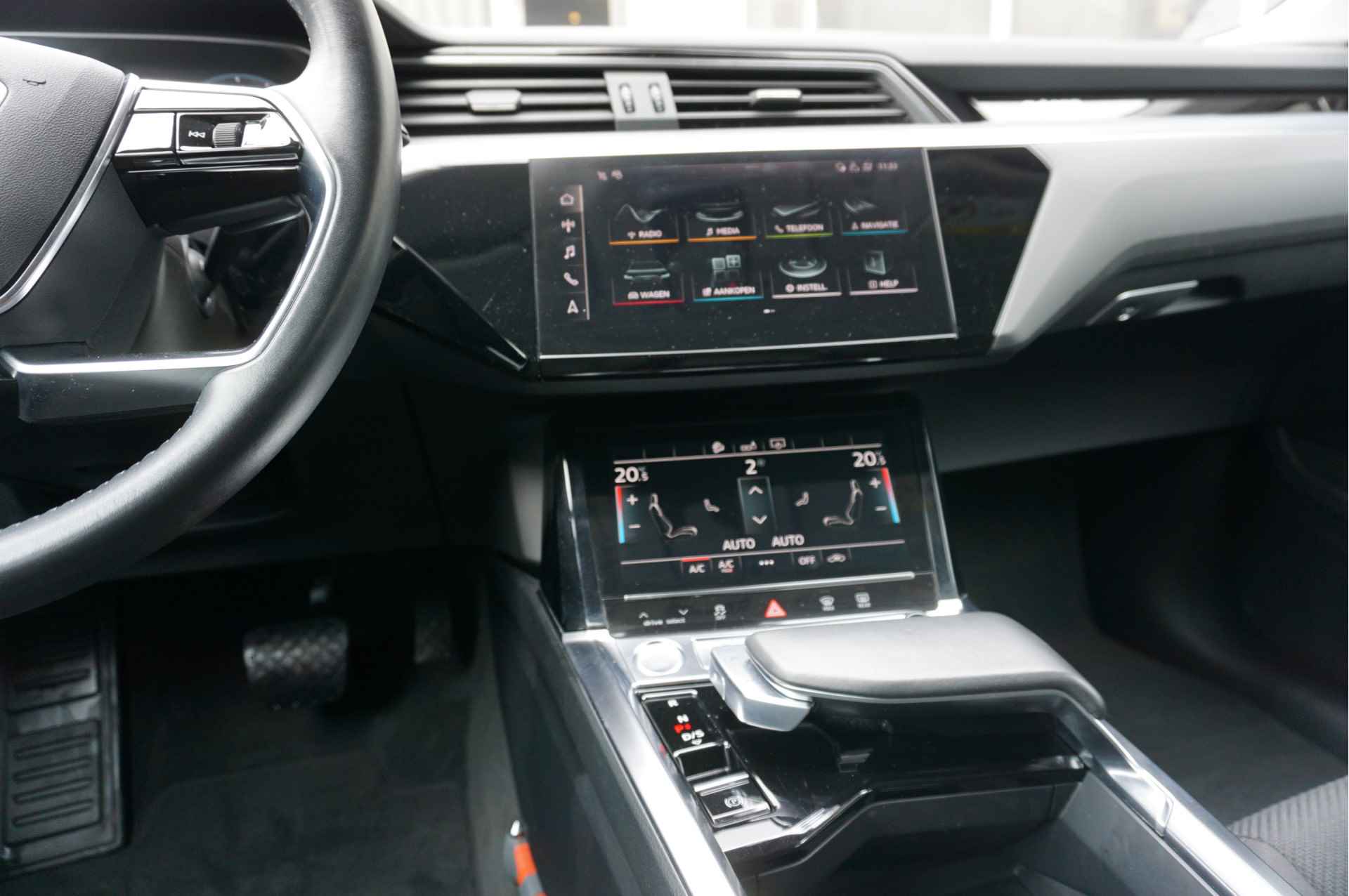 Audi e-tron e-tron 71kWh 230kW 50 Luchtvering Quattro Launch edition - 21/32