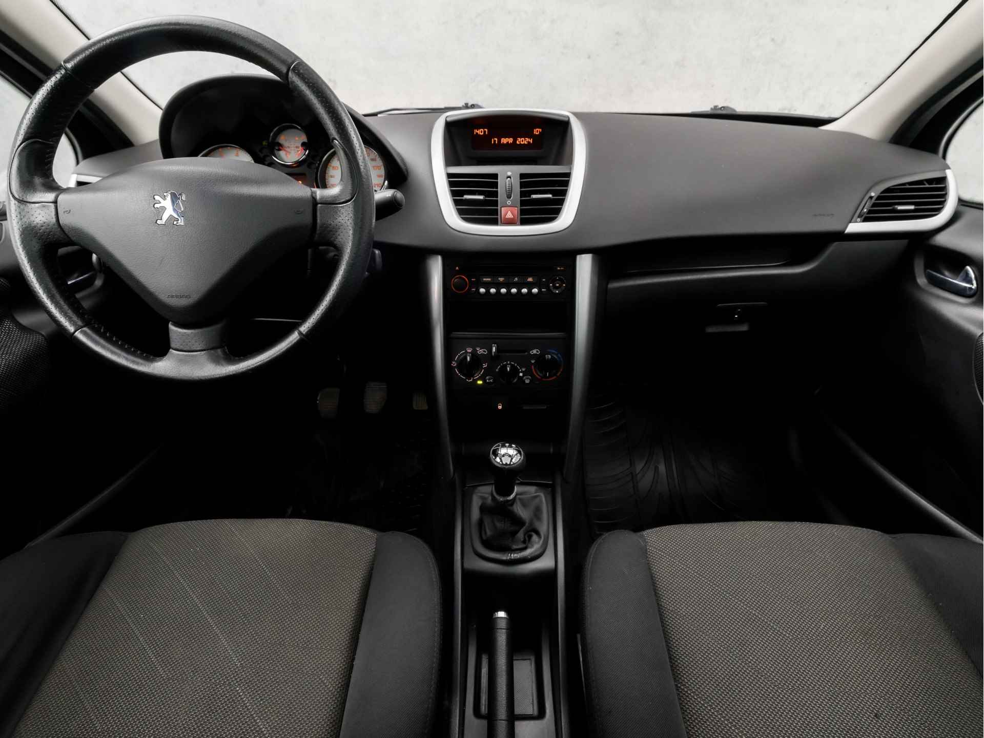Peugeot 207 SW 1.6 VTi XS Sport (PANORAMADAK, LOGISCH NAP, AIRCO, GETINT GLAS, SPORTSTOELEN, CRUISE, DAKRAILS, NIEUWSTAAT) - 6/37