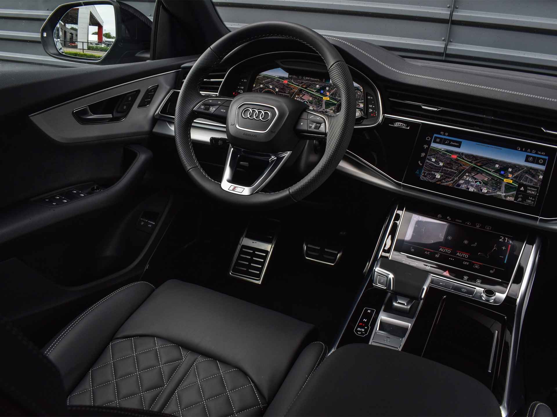 Audi Q8 55TFSI e QUATTRO PRO LINE S COMPETITION | S-SEATS | PANORAMADAK | 4 WIEL BESTURING | B&O SOUND | HEAD-UP | LUCHTVERING | DAB+ | - 5/56