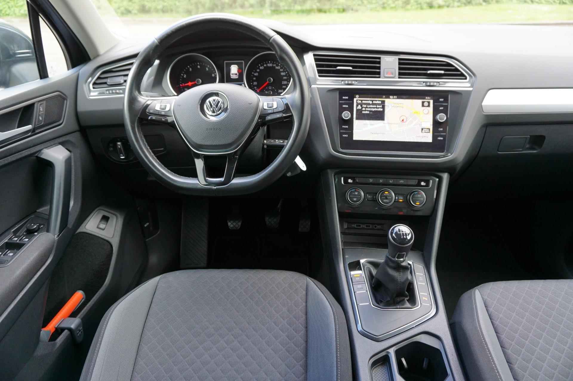 Volkswagen Tiguan 1.5 TSI 130pk Comfortline Business | Navigatie | Parkeersensoren | Rijstrooksensor - 21/51