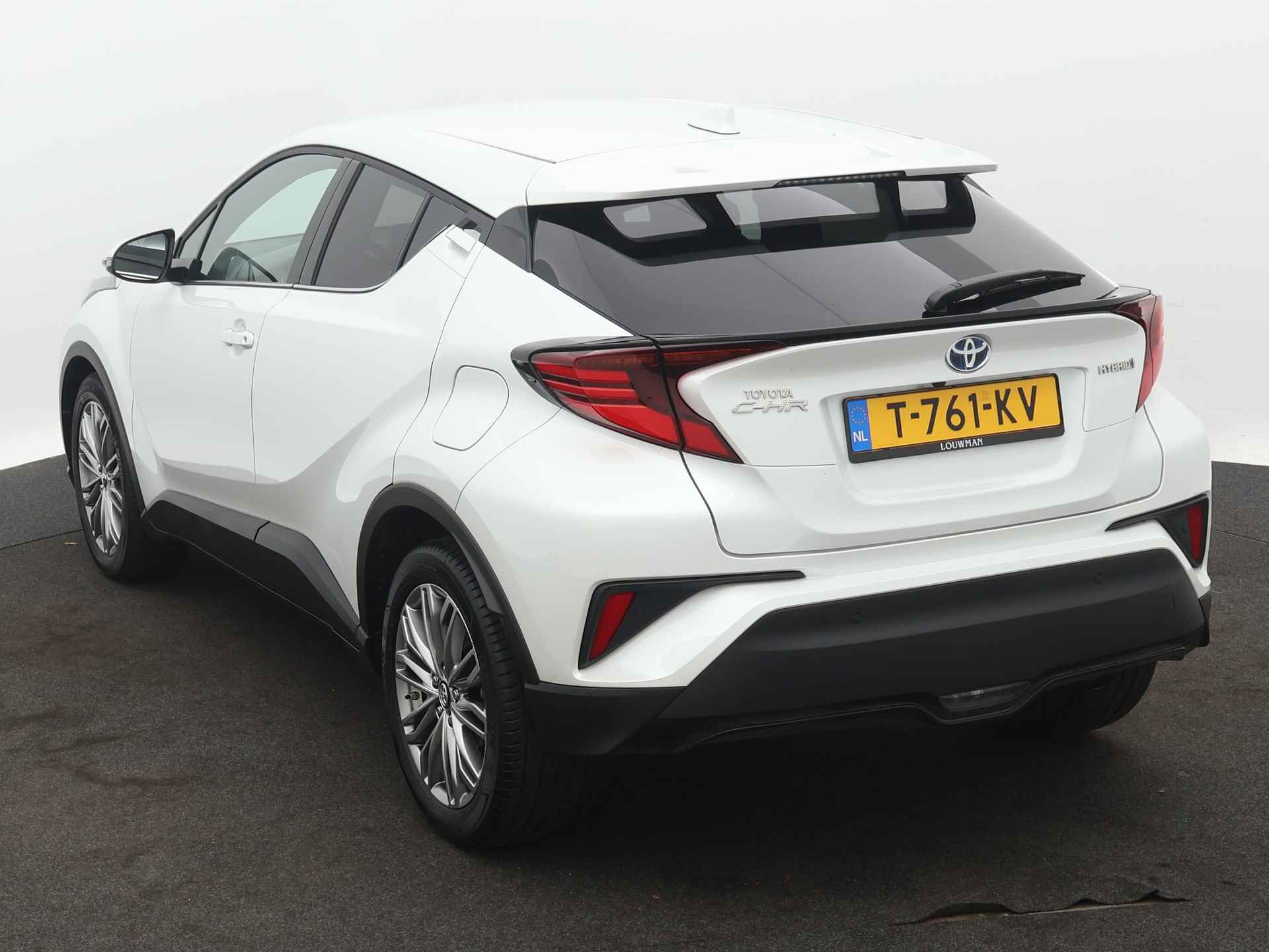 Toyota C-HR 1.8 Hybrid Executive | Stoel en stuurwiel verwarmd | LM velgen | Navigatie | Cruise Control Adaptief | - 16/41