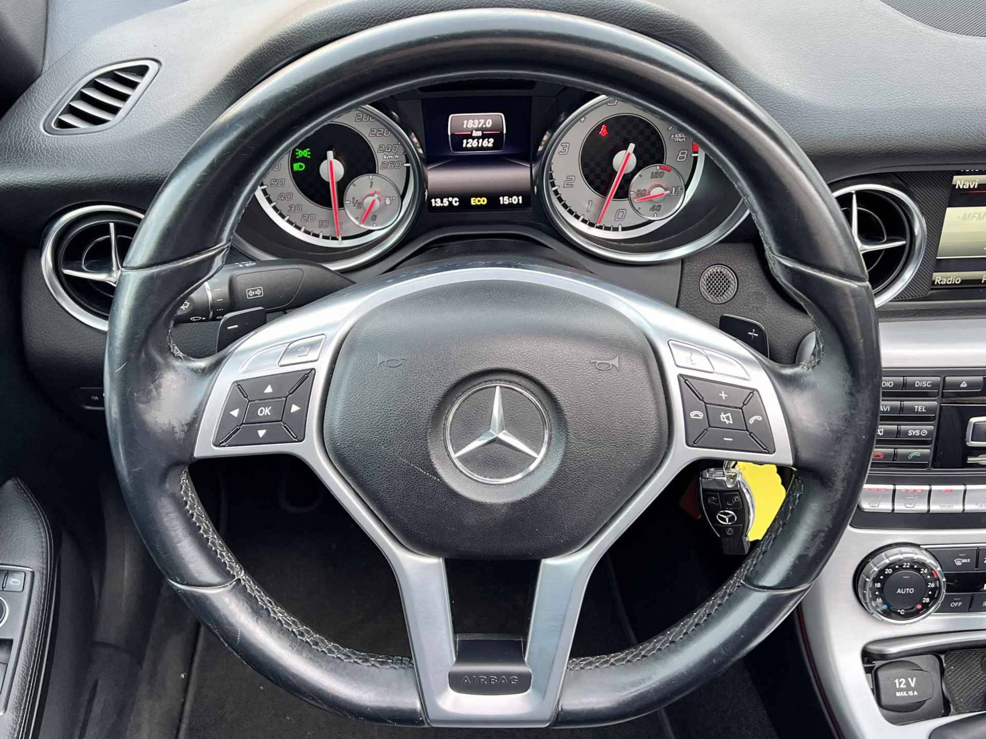 Mercedes-Benz SLK-klasse 350 AMG Glazen Dak, Bi-Xenon, Dynamic Handeling, Nek Verwarming, Apple Carplay, Leder, DAB, Parkeer Pakket (MET GARANTIE*) - 11/39