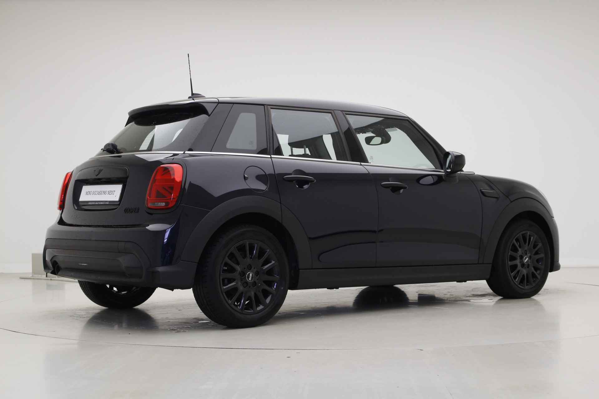 MINI 5-deurs Cooper Automaat | Piano lack | PDC | Antraciet Hemel | Cruise Controle - 3/35