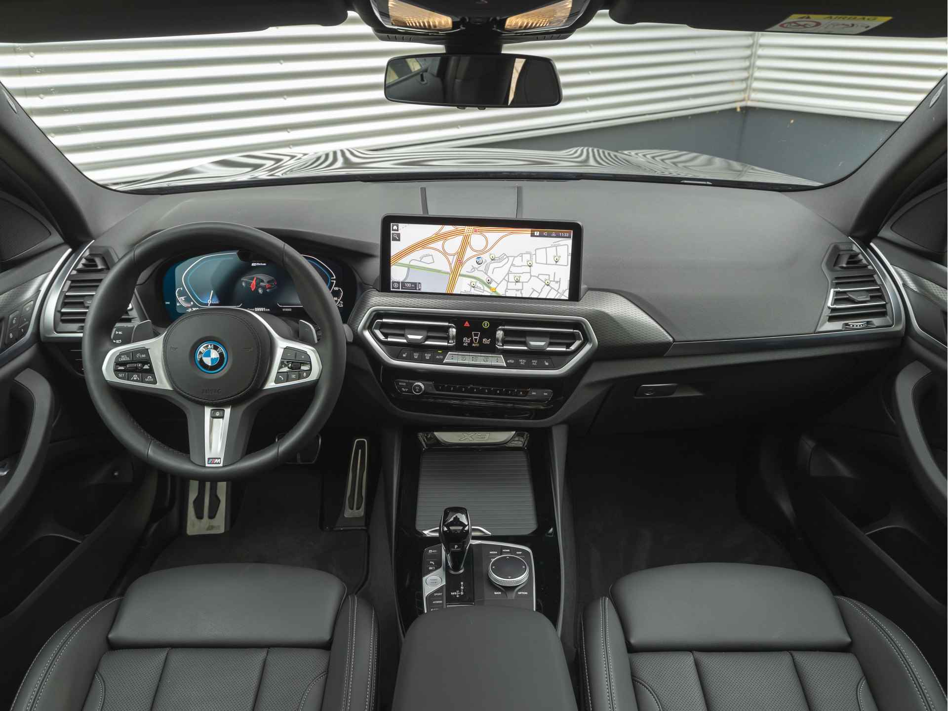 BMW X3 xDrive30e M-Sport - Pano - Driving Ass Prof - Trekhaak - Memory - Verwarmd Stuurwiel - 16/44