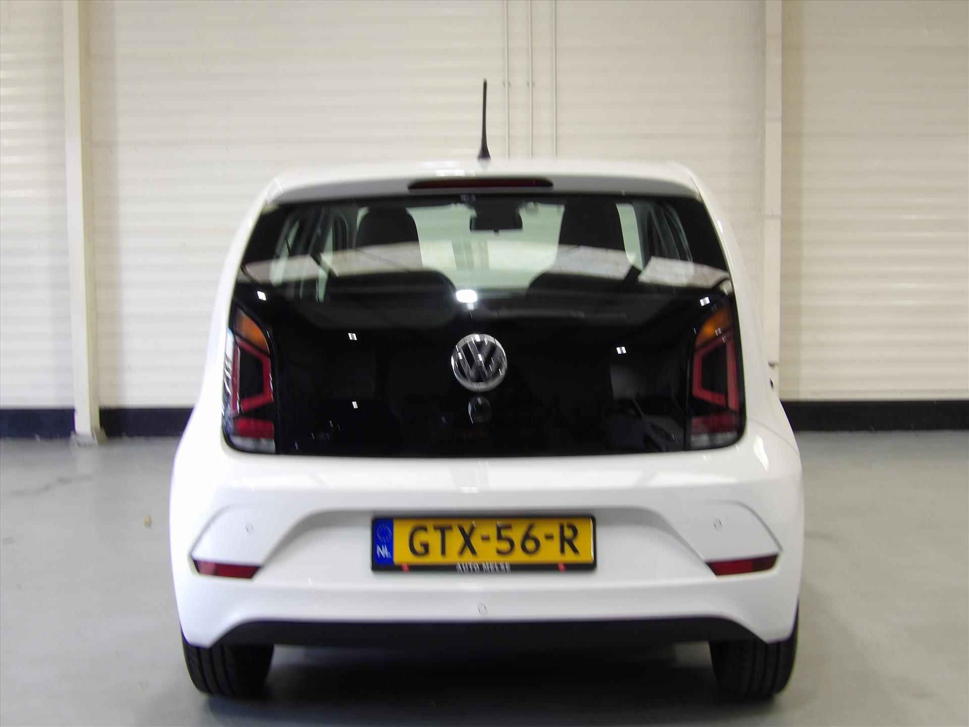 VOLKSWAGEN Up! 1.0 60PK 4D BMT Move up! - 5/27