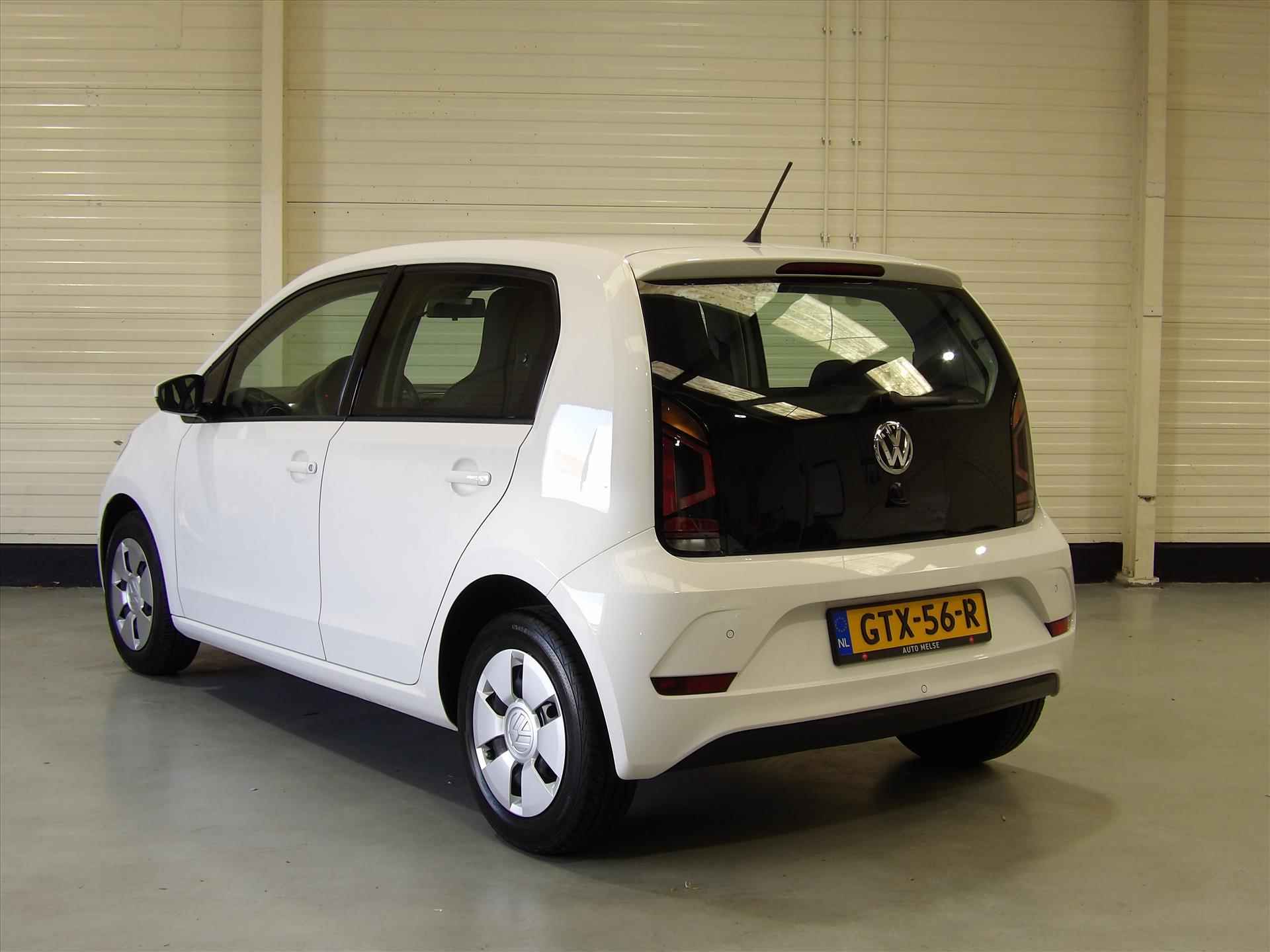 VOLKSWAGEN Up! 1.0 60PK 4D BMT Move up! - 6/27