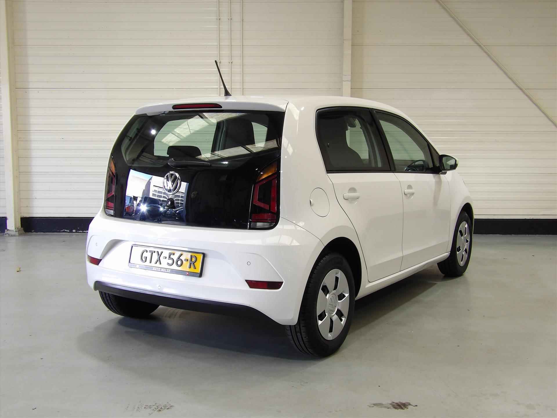 VOLKSWAGEN Up! 1.0 60PK 4D BMT Move up! - 11/27