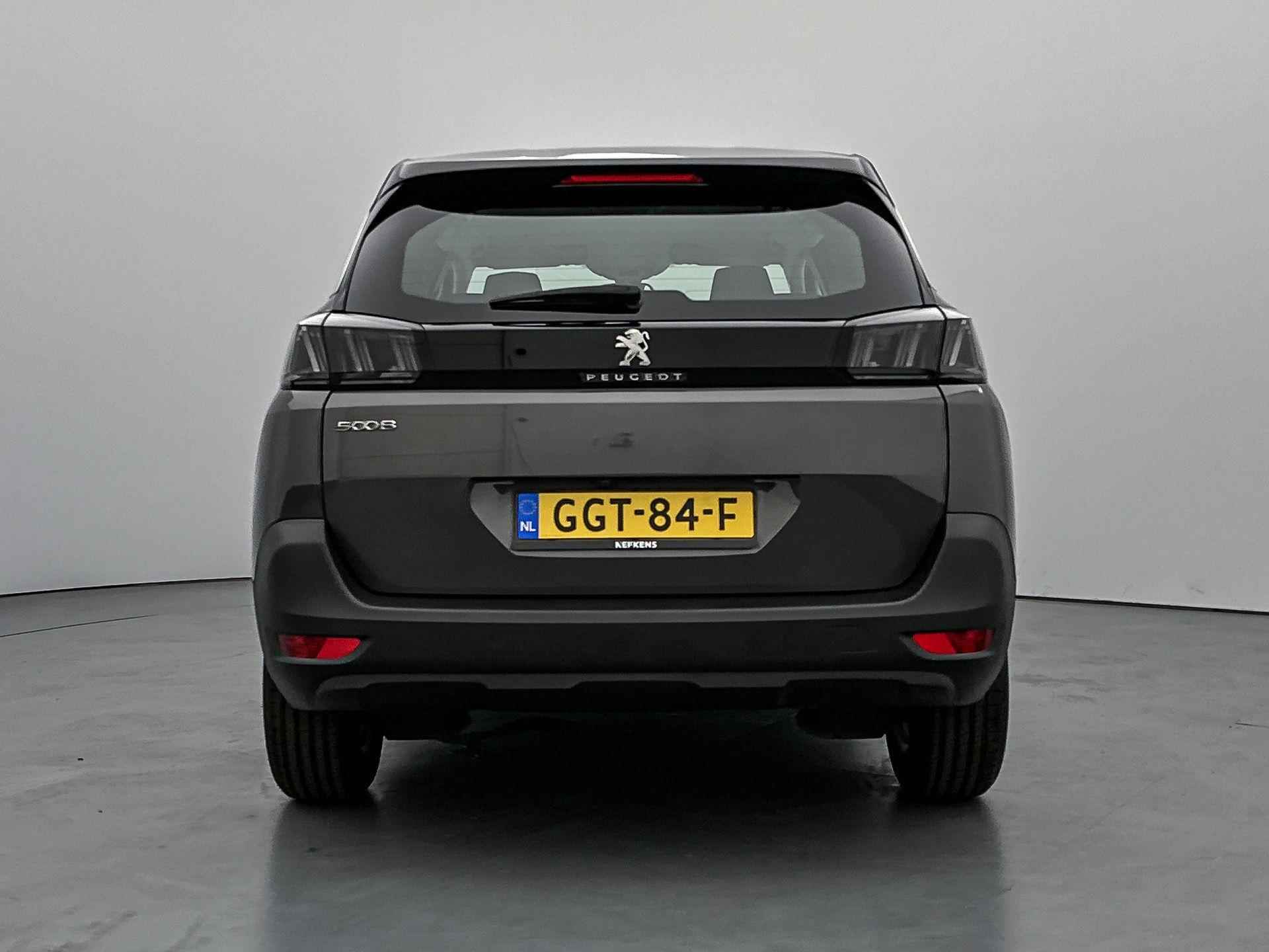 Peugeot 5008 SUV Active Pack 130pk Automaat | Navigatie | Achteruitrijcamera | Climate Control | Parkeersensoren | Cruise Control | Bluetooth | Apple Carplay / Android Auto | Keyless start | Led koplampen | 17" lichtmetalen velgen | - 8/32