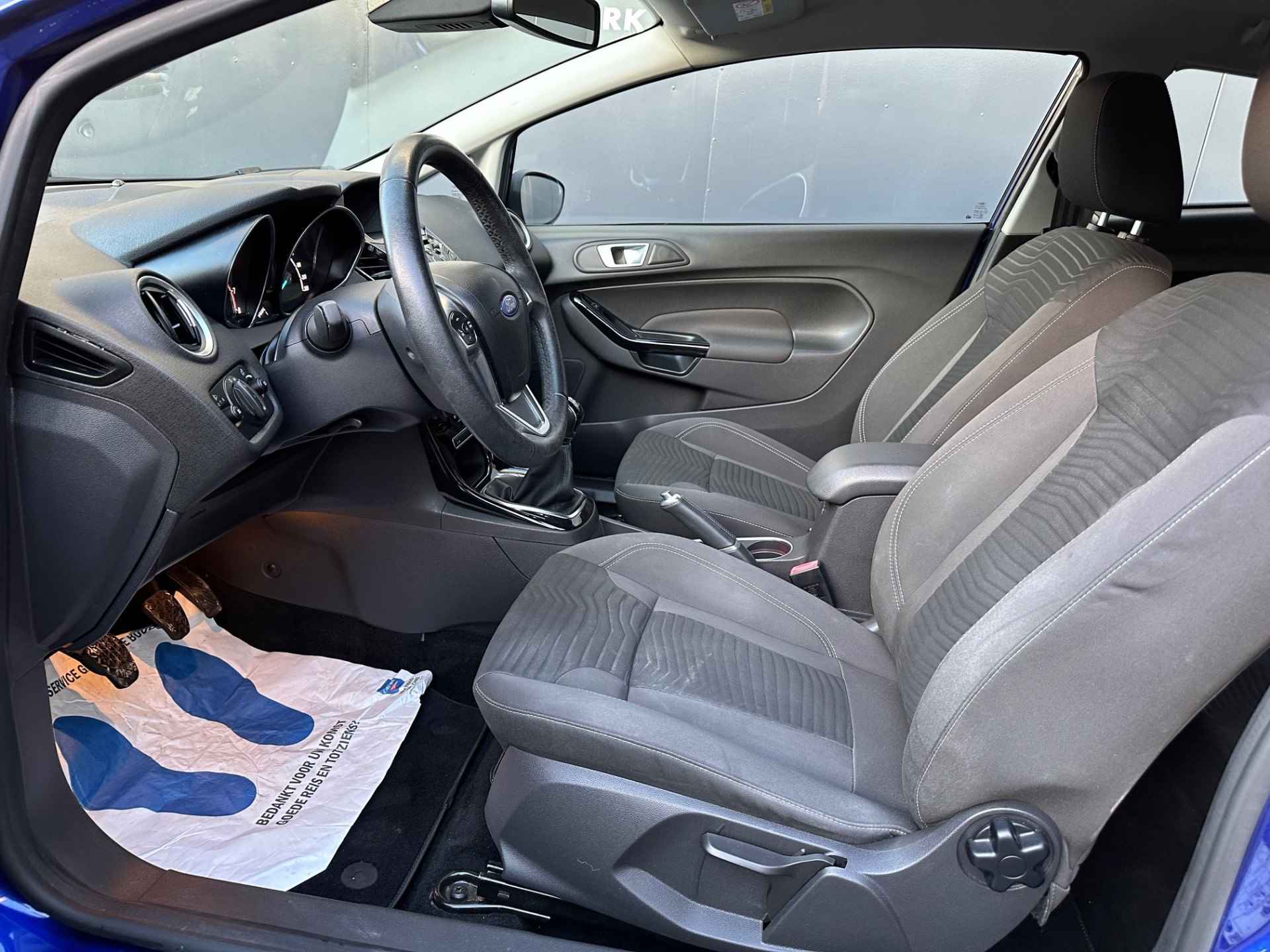 Ford Fiesta 1.0 Titanium 29.000 km Airco | lm-velgen | navigatie | BOVAG garantie | - 5/25